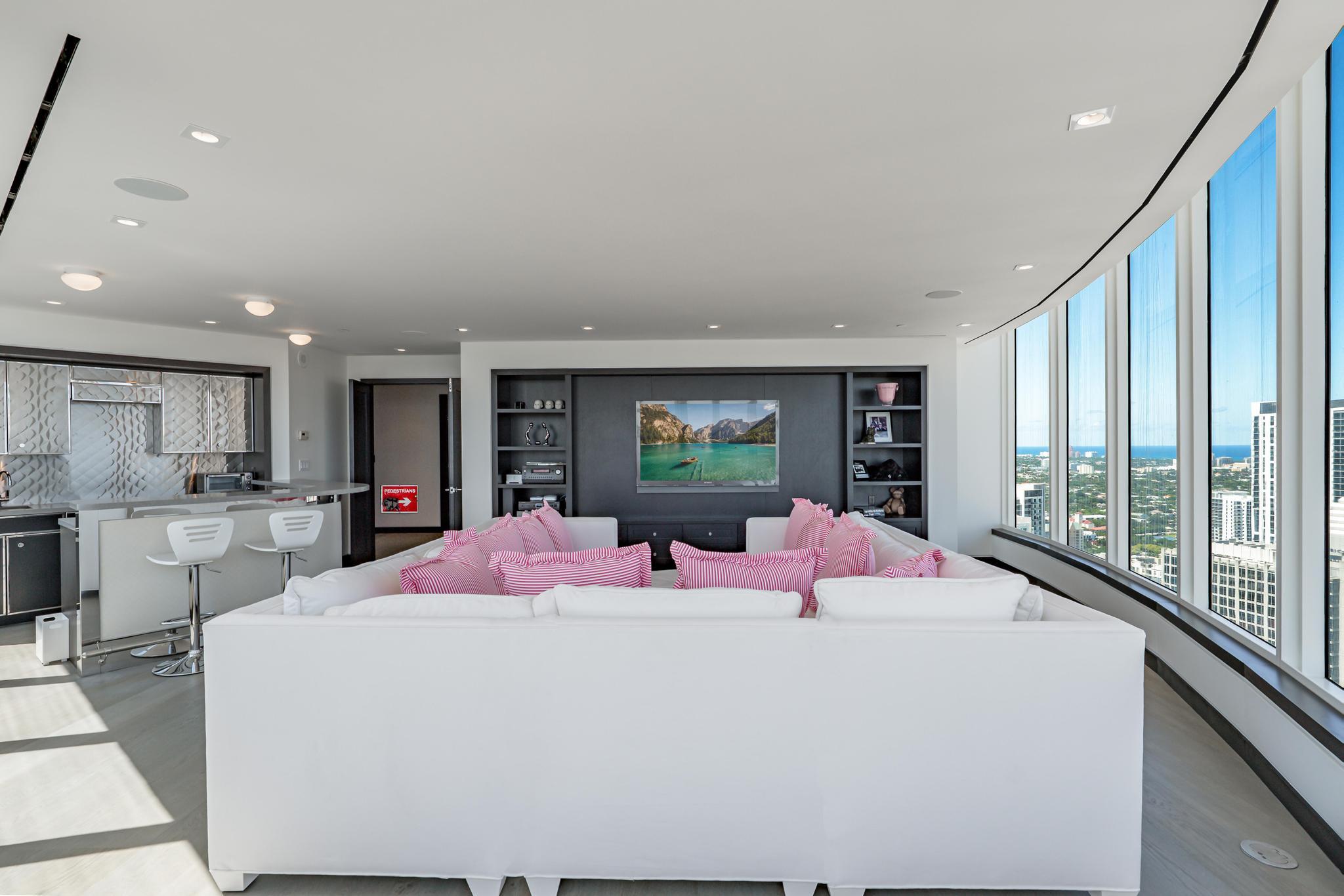 LAS OLAS RIVER HOUSE CONDO - Residential