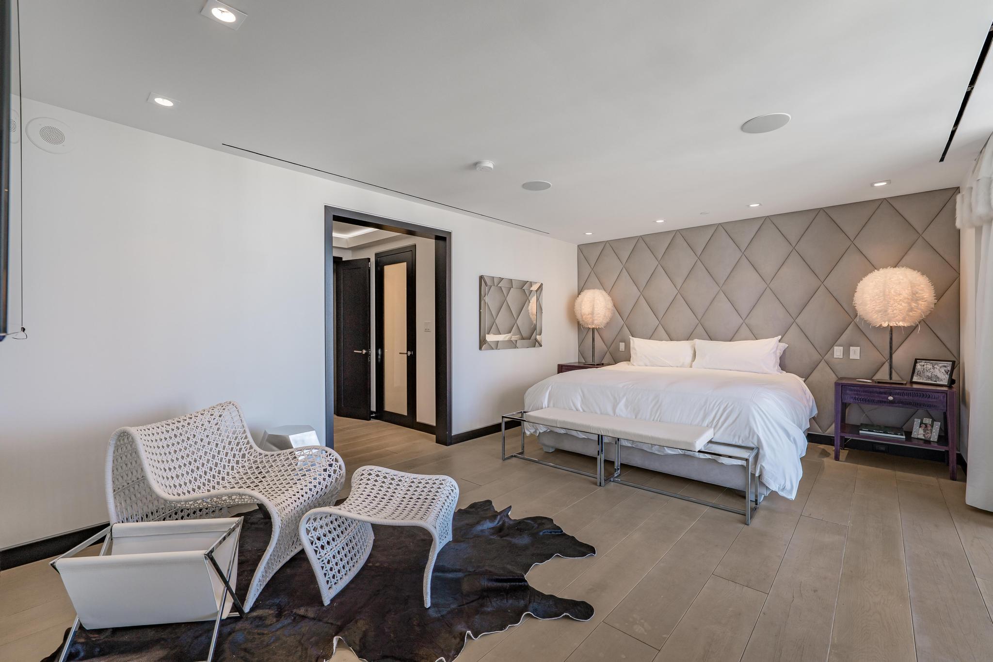 LAS OLAS RIVER HOUSE CONDO - Residential