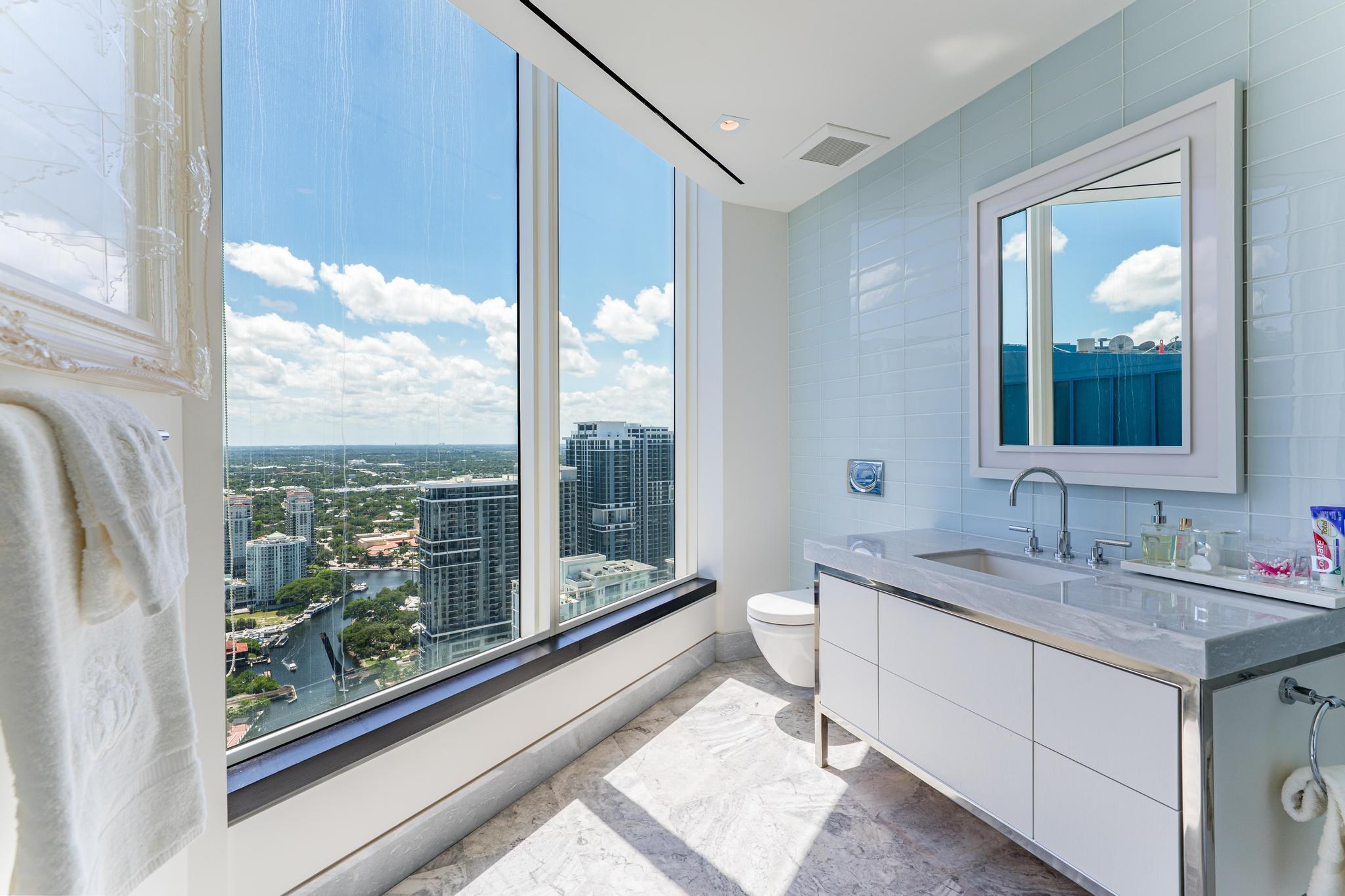 LAS OLAS RIVER HOUSE CONDO - Residential