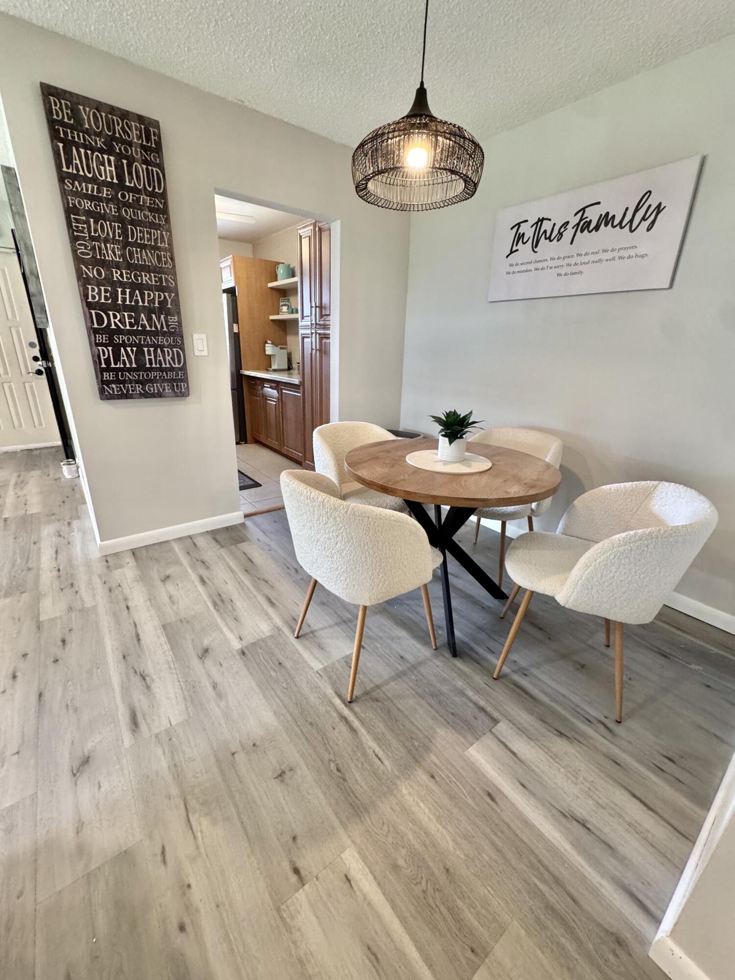 HIGH POINT OF DELRAY SEC 6 CONDO - Residential Lease