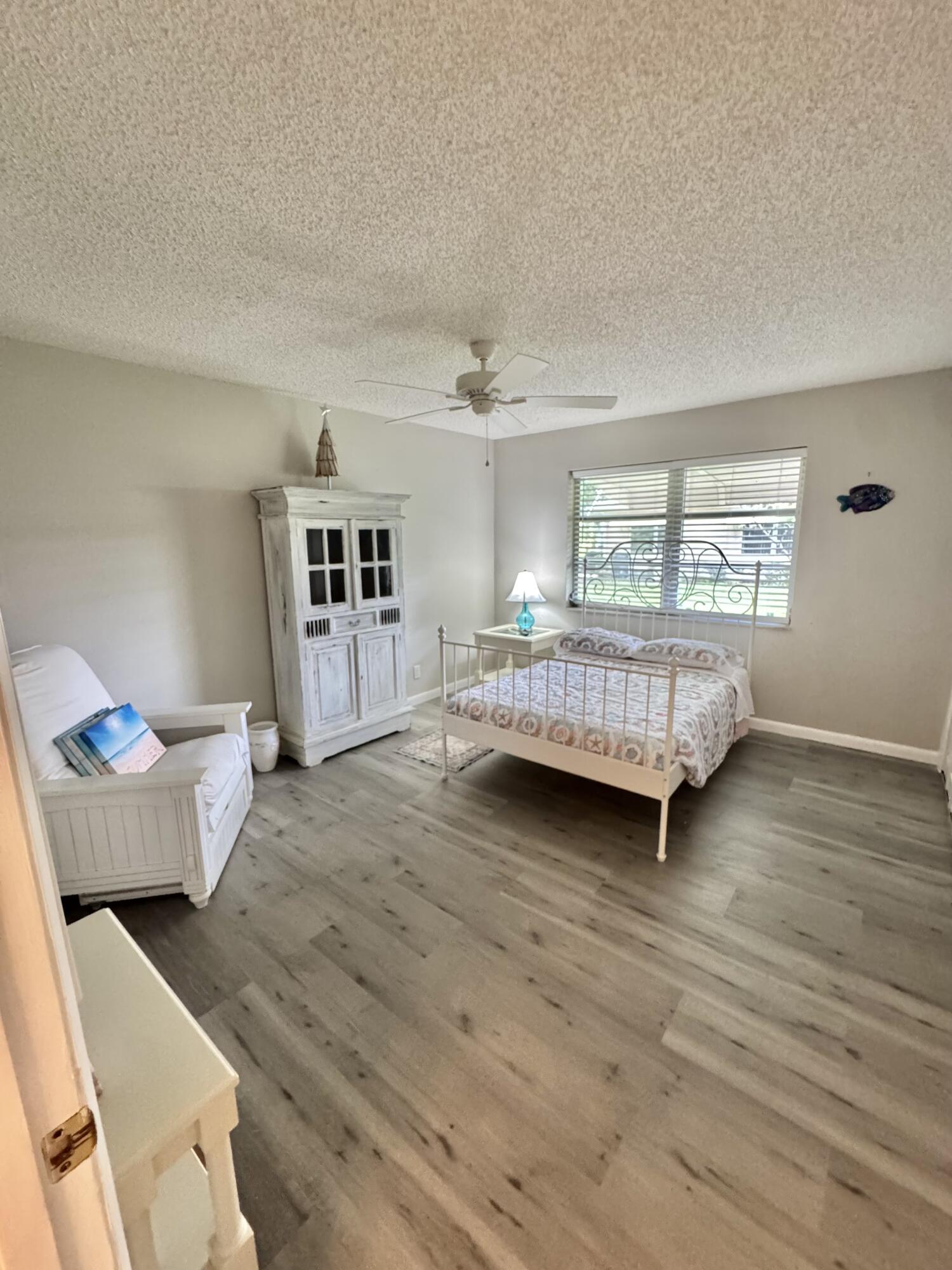 HIGH POINT OF DELRAY SEC 6 CONDO - Residential Lease