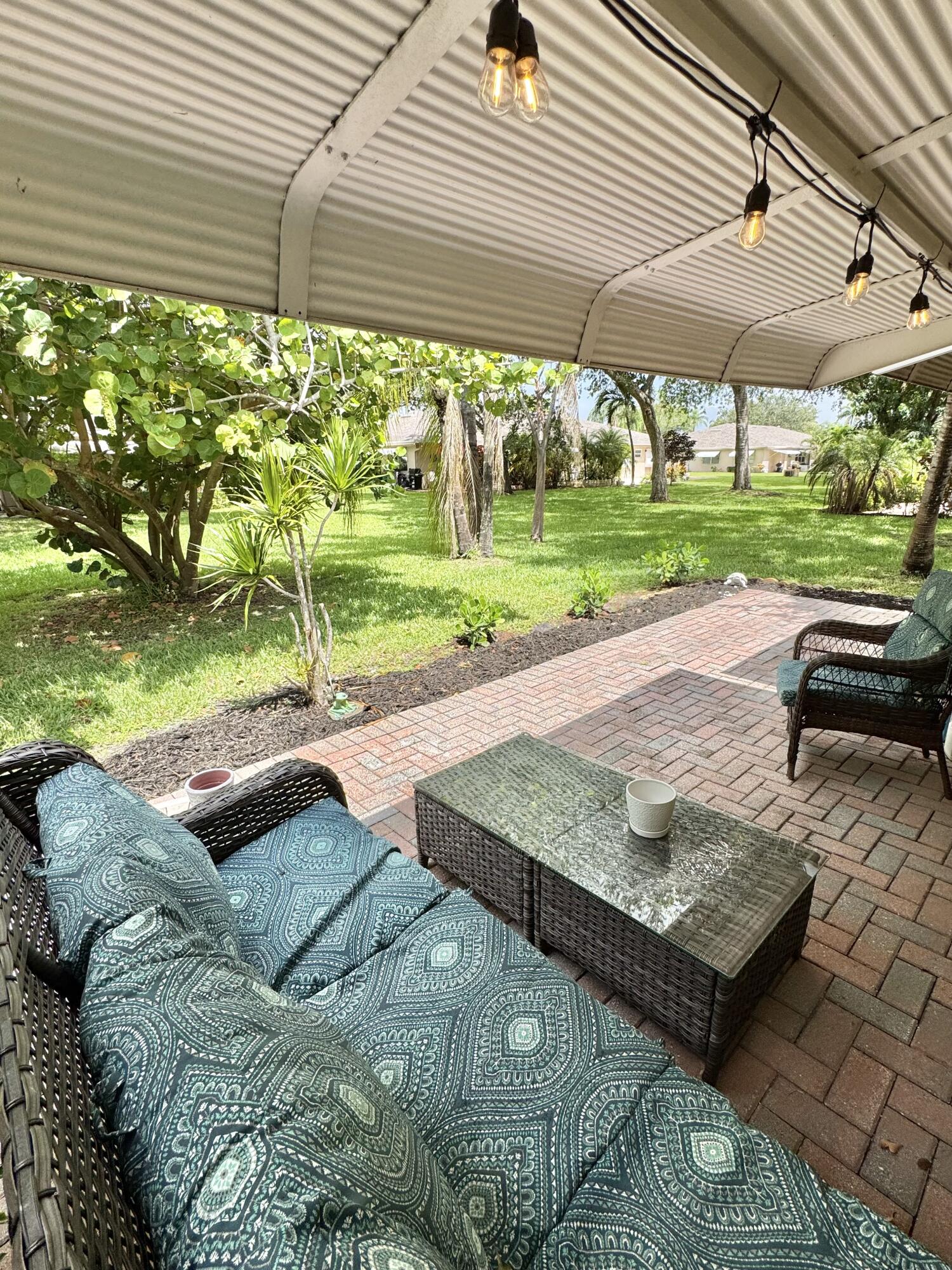 HIGH POINT OF DELRAY SEC 6 CONDO - Residential Lease