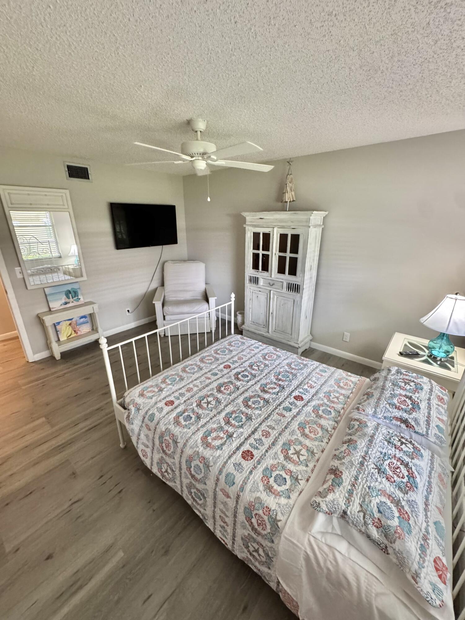 HIGH POINT OF DELRAY SEC 6 CONDO - Residential Lease