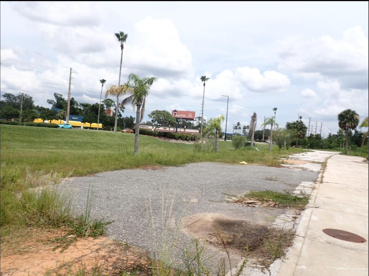 LAKE CECILE ESTATES - Land