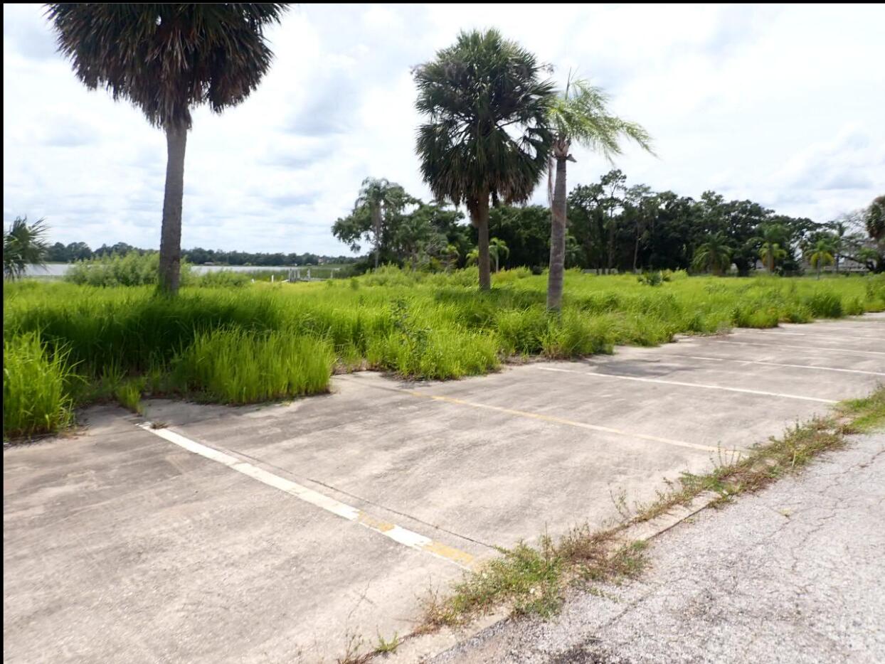 LAKE CECILE ESTATES - Land