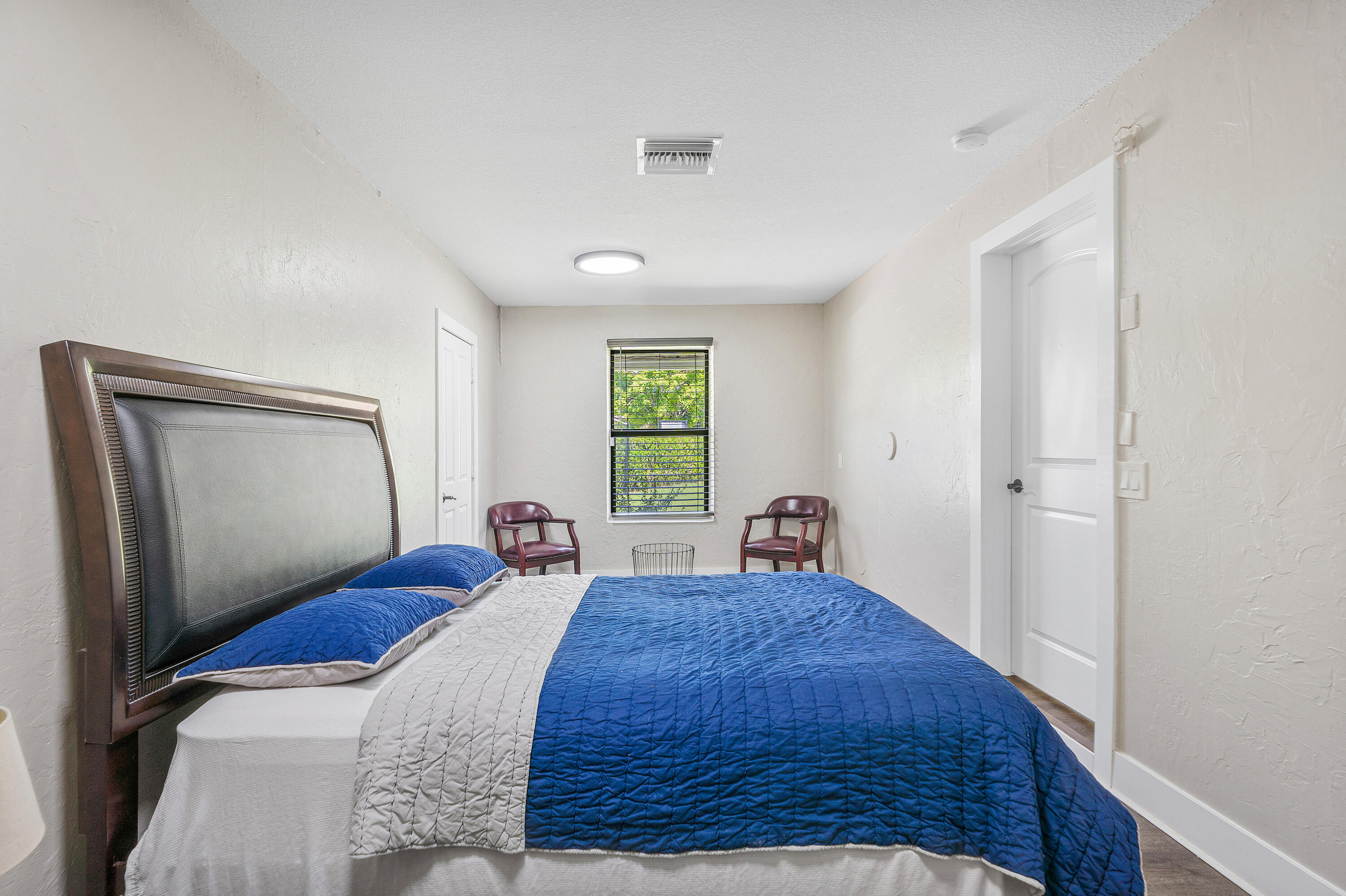 LOXAHATCHEE GROVES - Residential Lease