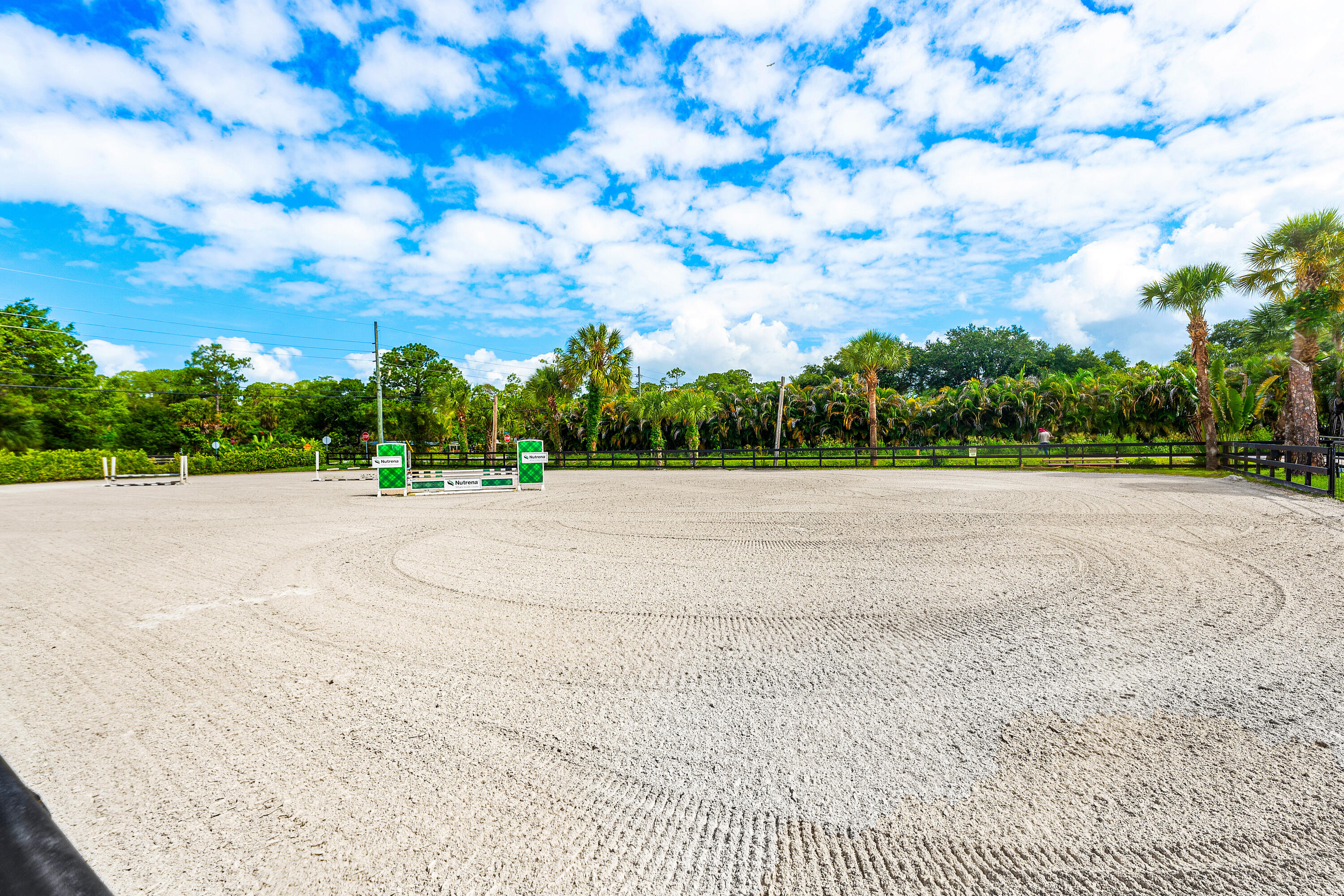 LOXAHATCHEE GROVES - Residential Lease