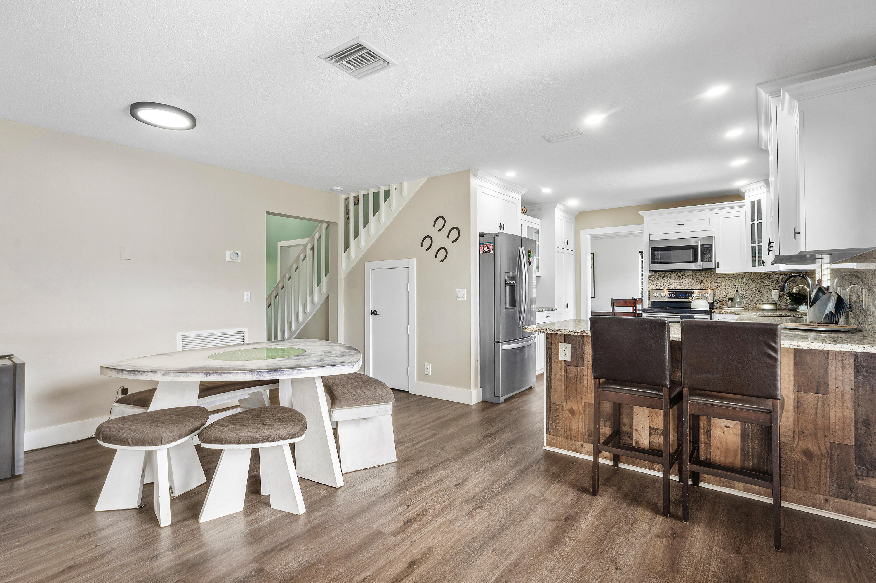 LOXAHATCHEE GROVES - Residential Lease