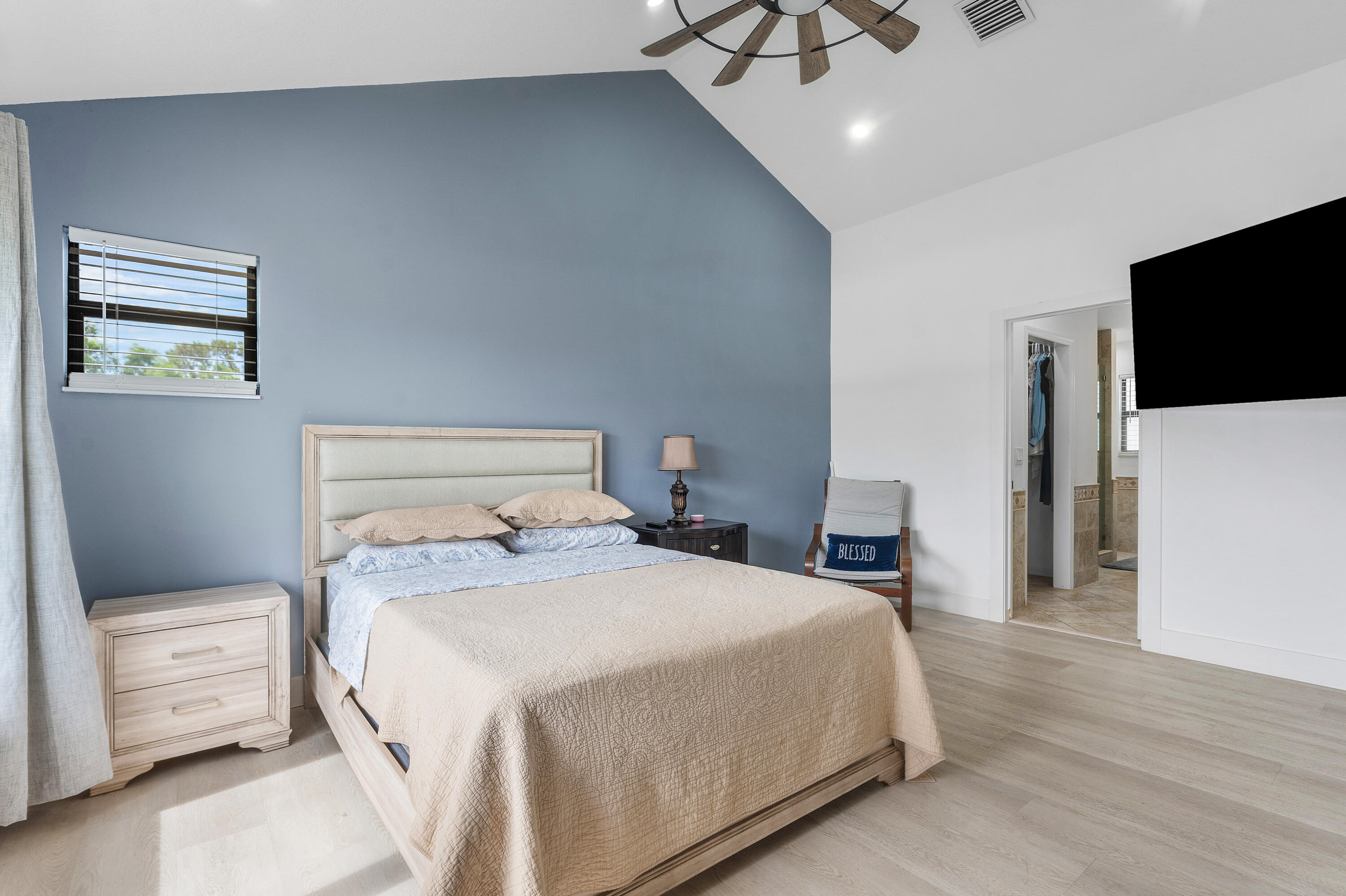 LOXAHATCHEE GROVES - Residential Lease