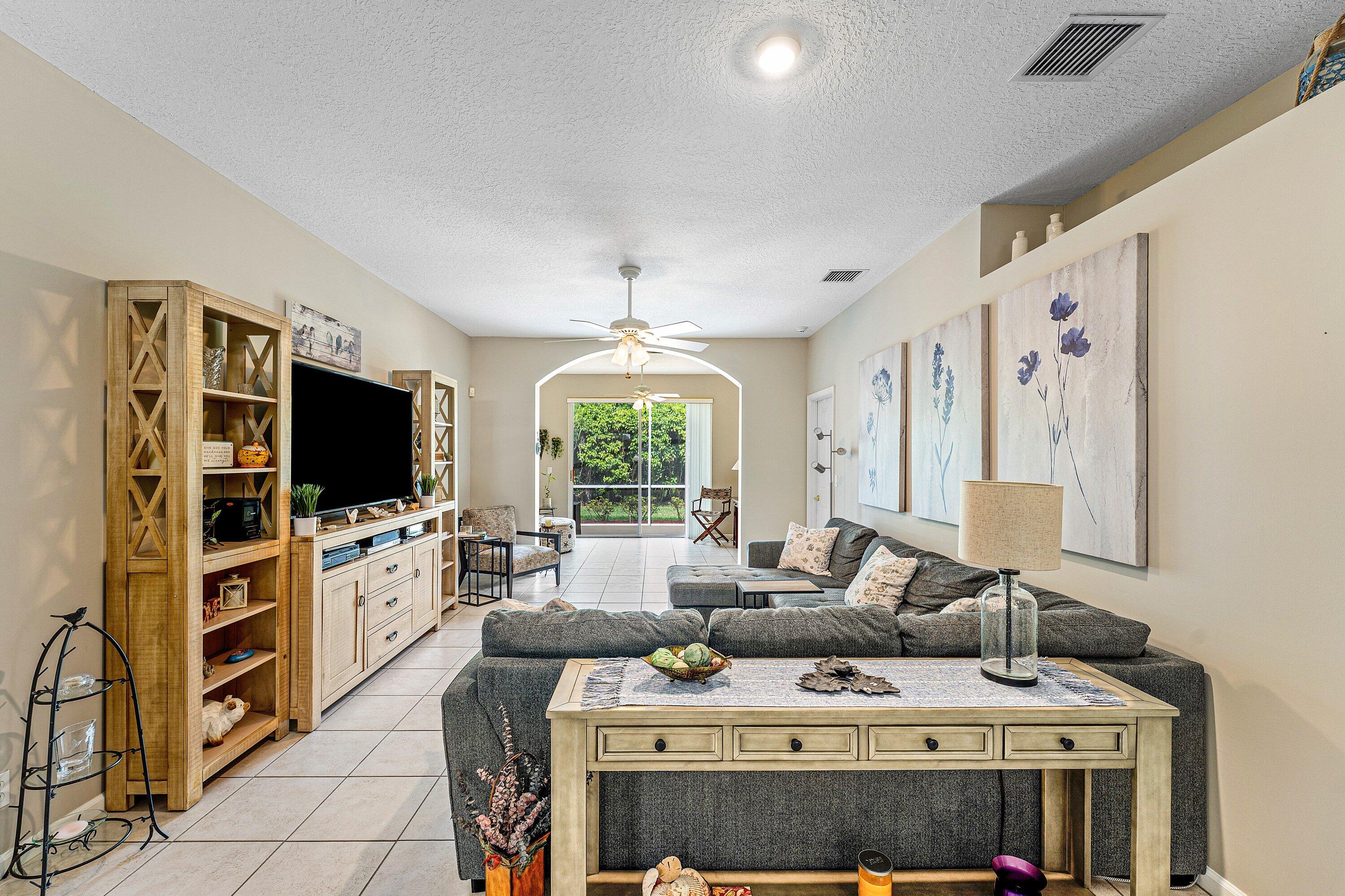 MAJESTIC ISLES - Residential