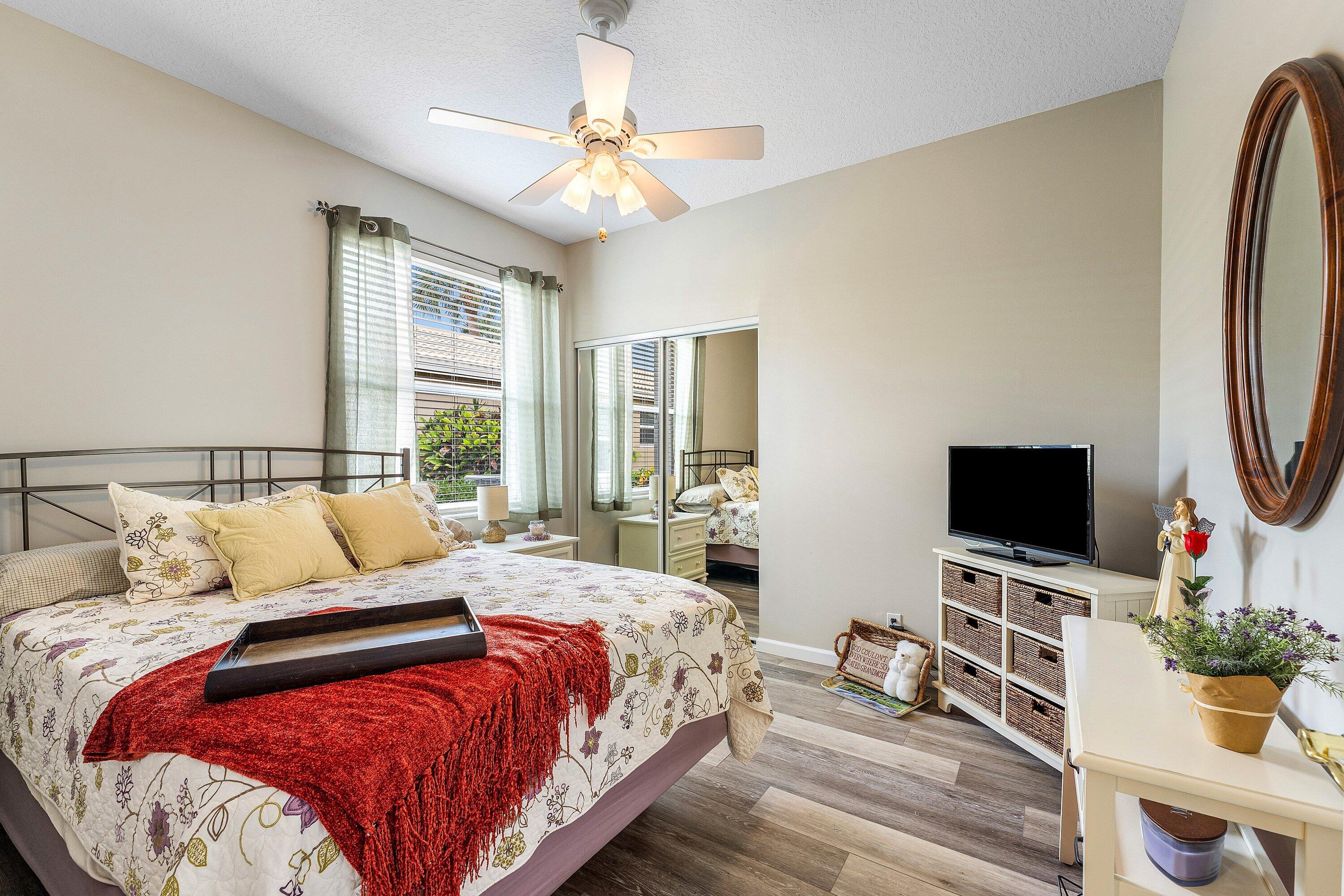MAJESTIC ISLES - Residential