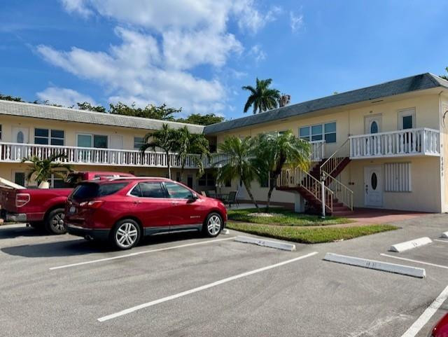 CRYSTAL COURT MANOR NO 11 CONDO - Residential Lease