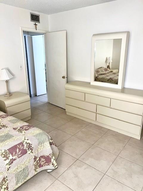 CRYSTAL COURT MANOR NO 11 CONDO - Residential Lease