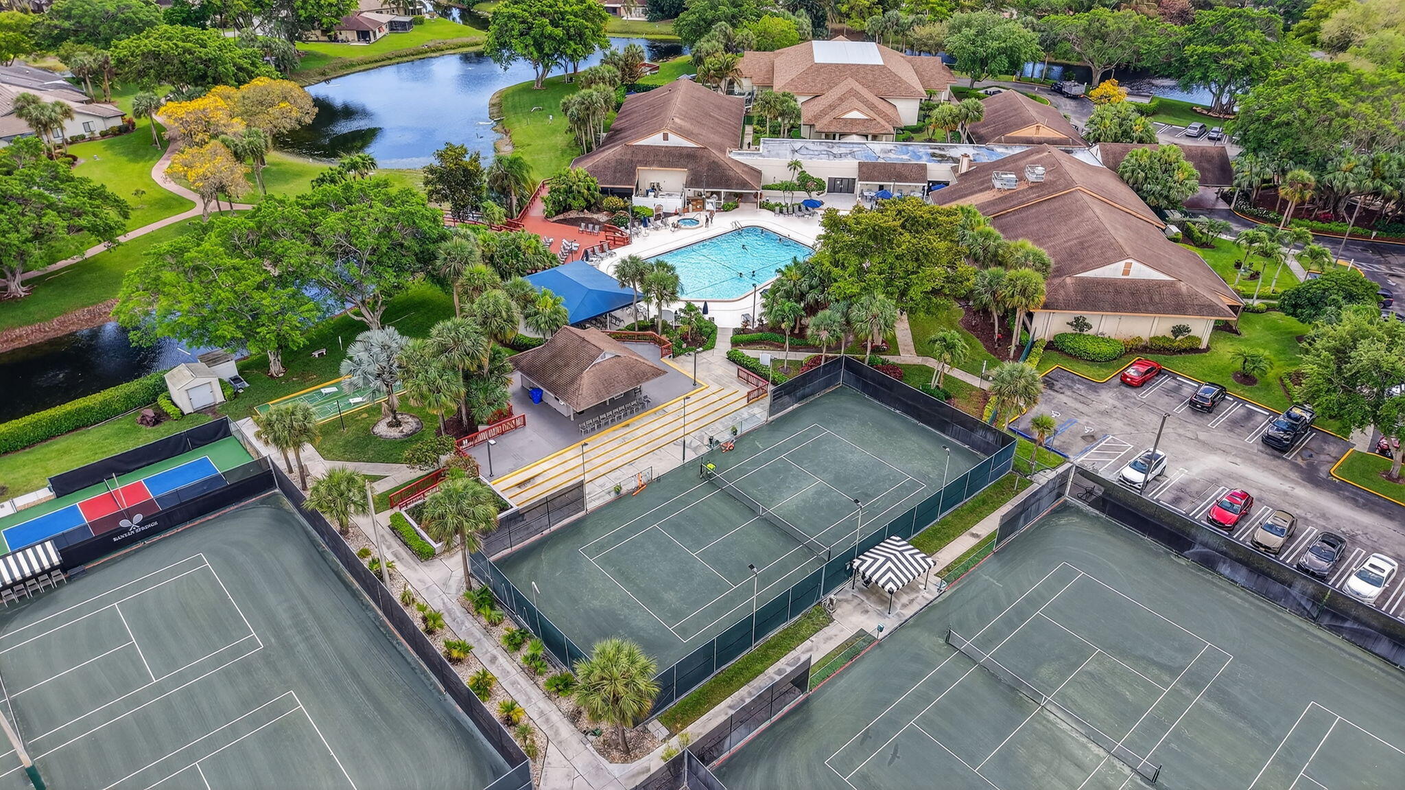 LAKESIDE CONDO 2 OF BANYAN SPRINGS - Residential