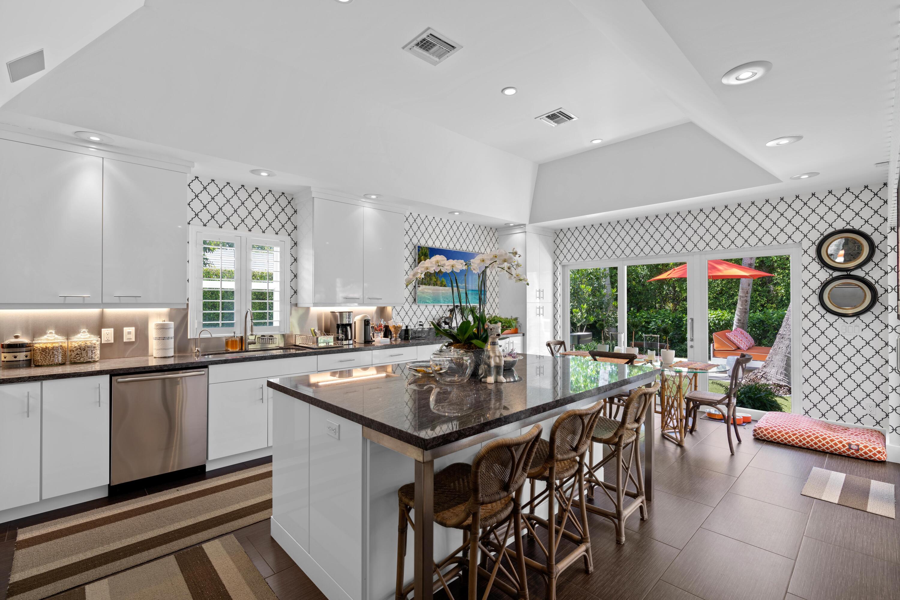 BERMUDA LANE - Residential
