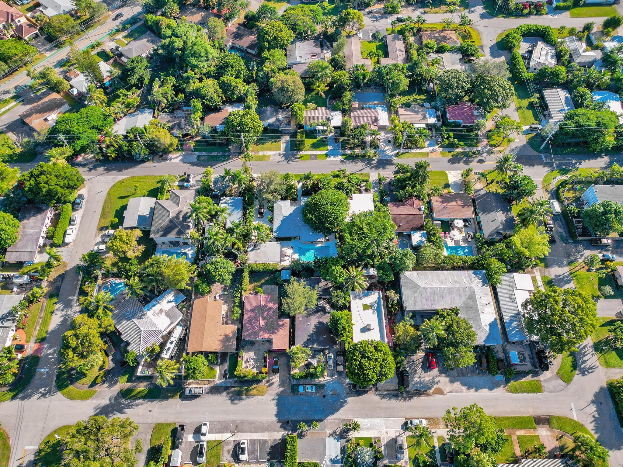 Lauderdale Park 6-33 1/2 - Residential