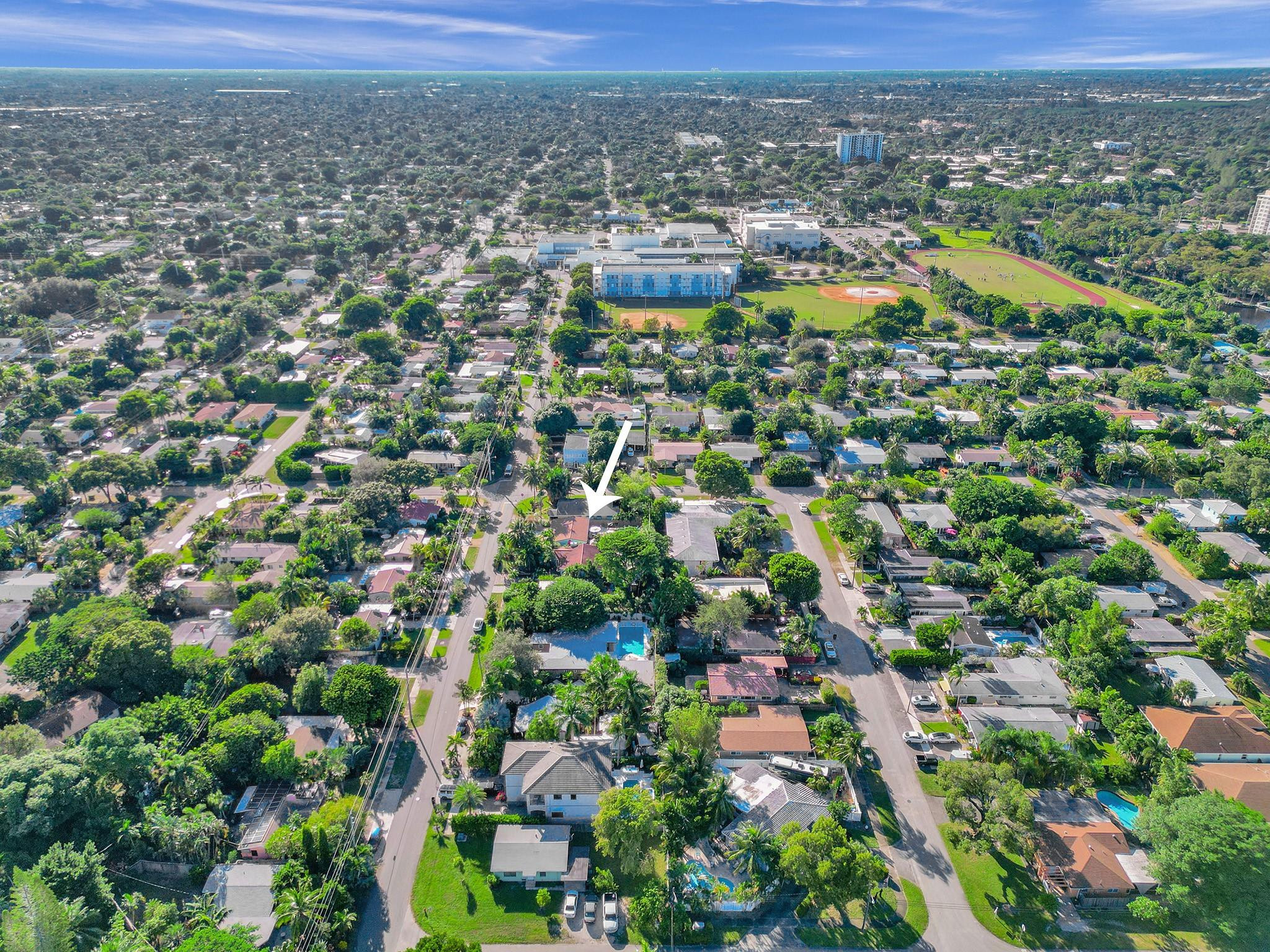 Lauderdale Park 6-33 1/2 - Residential