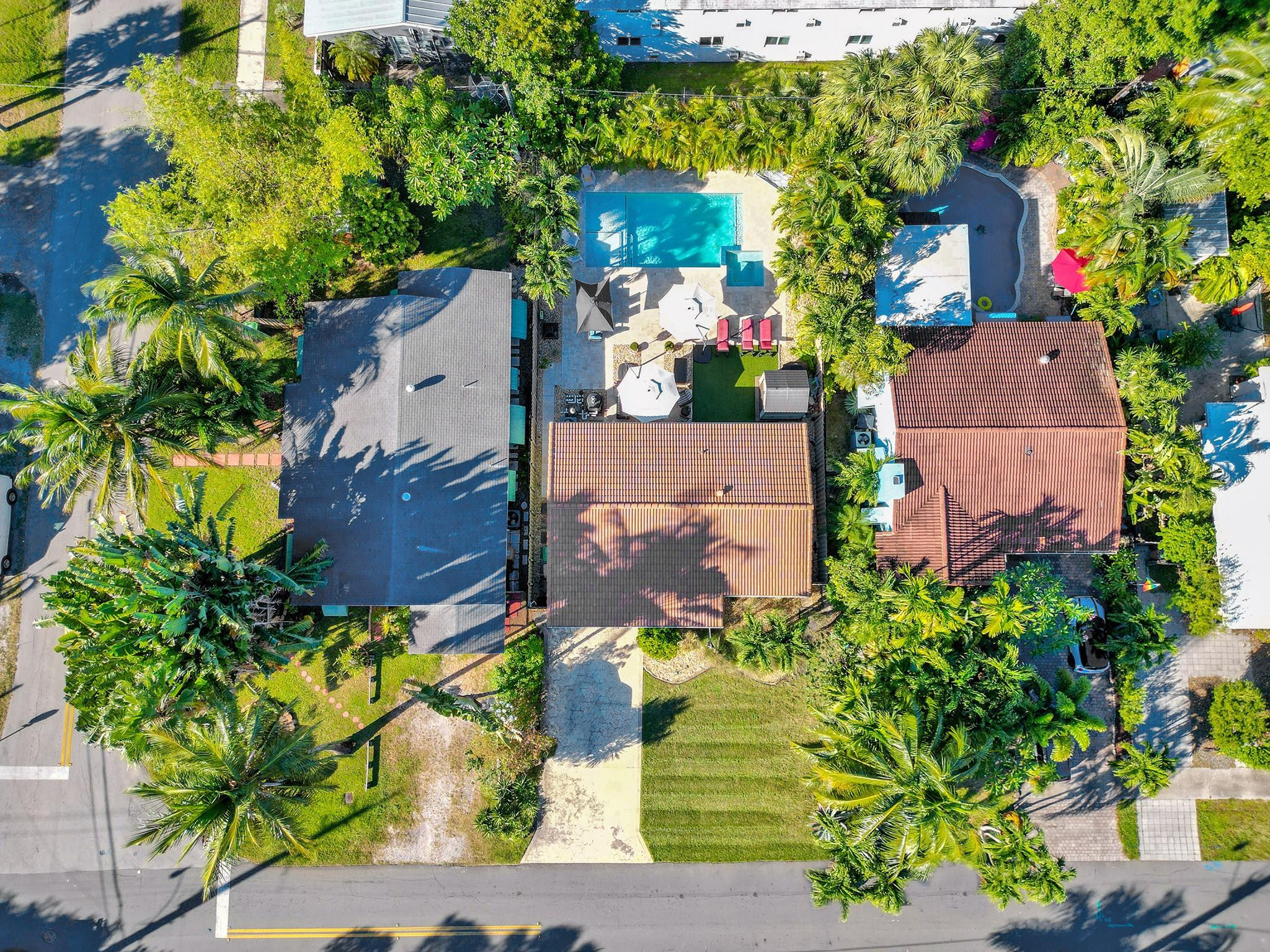 Lauderdale Park 6-33 1/2 - Residential
