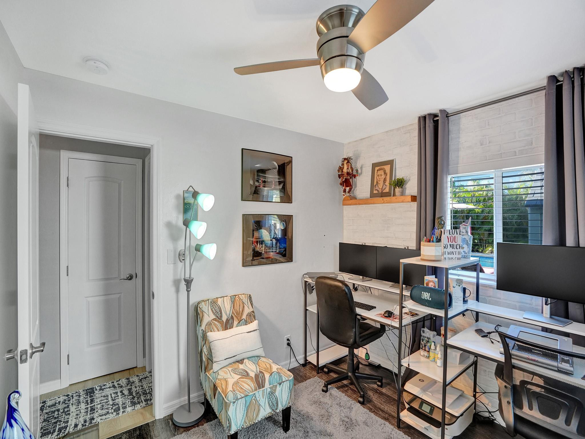 Lauderdale Park 6-33 1/2 - Residential