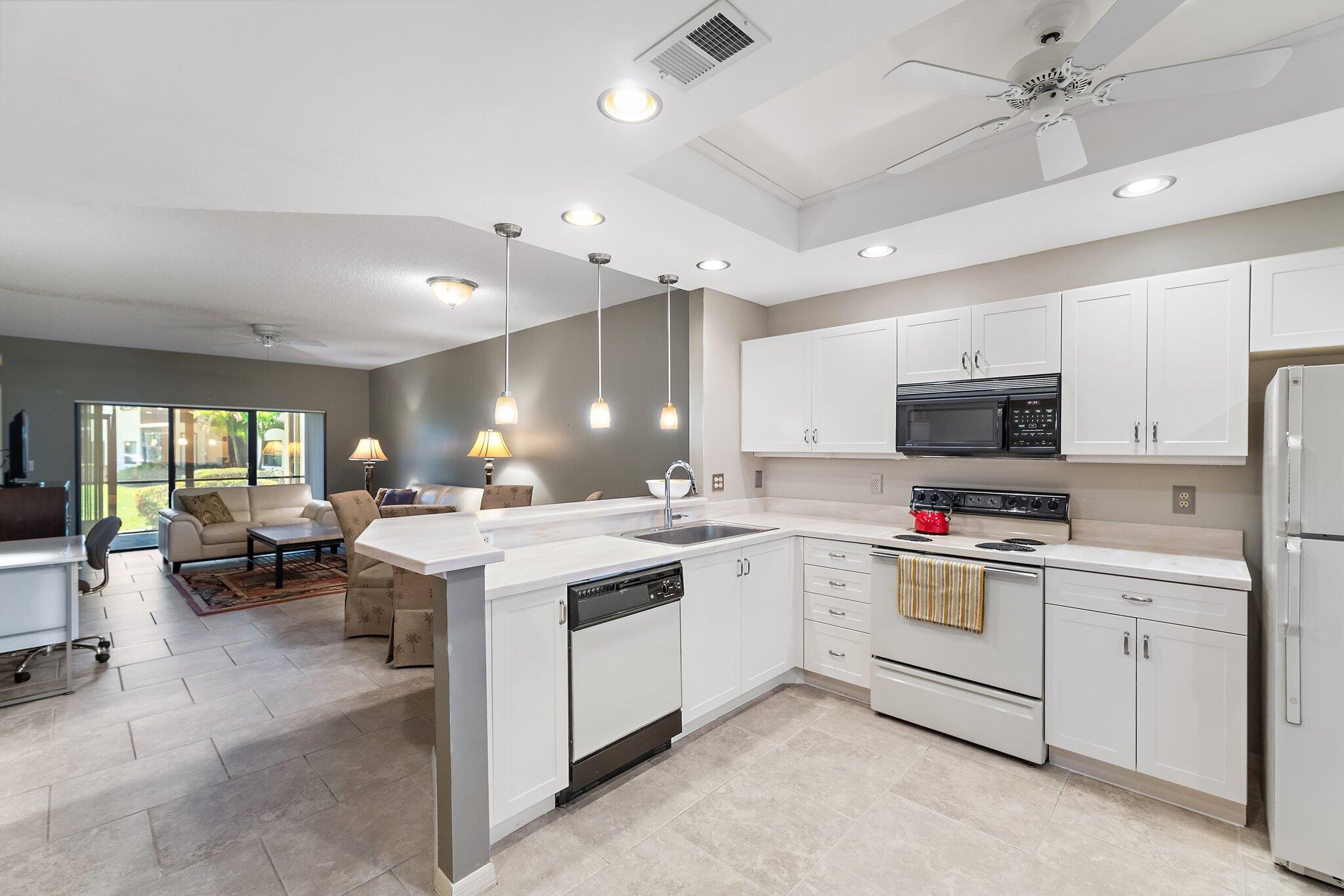 WILLIAMSBURG AT HERITAGE RIDGE CONDO - Residential