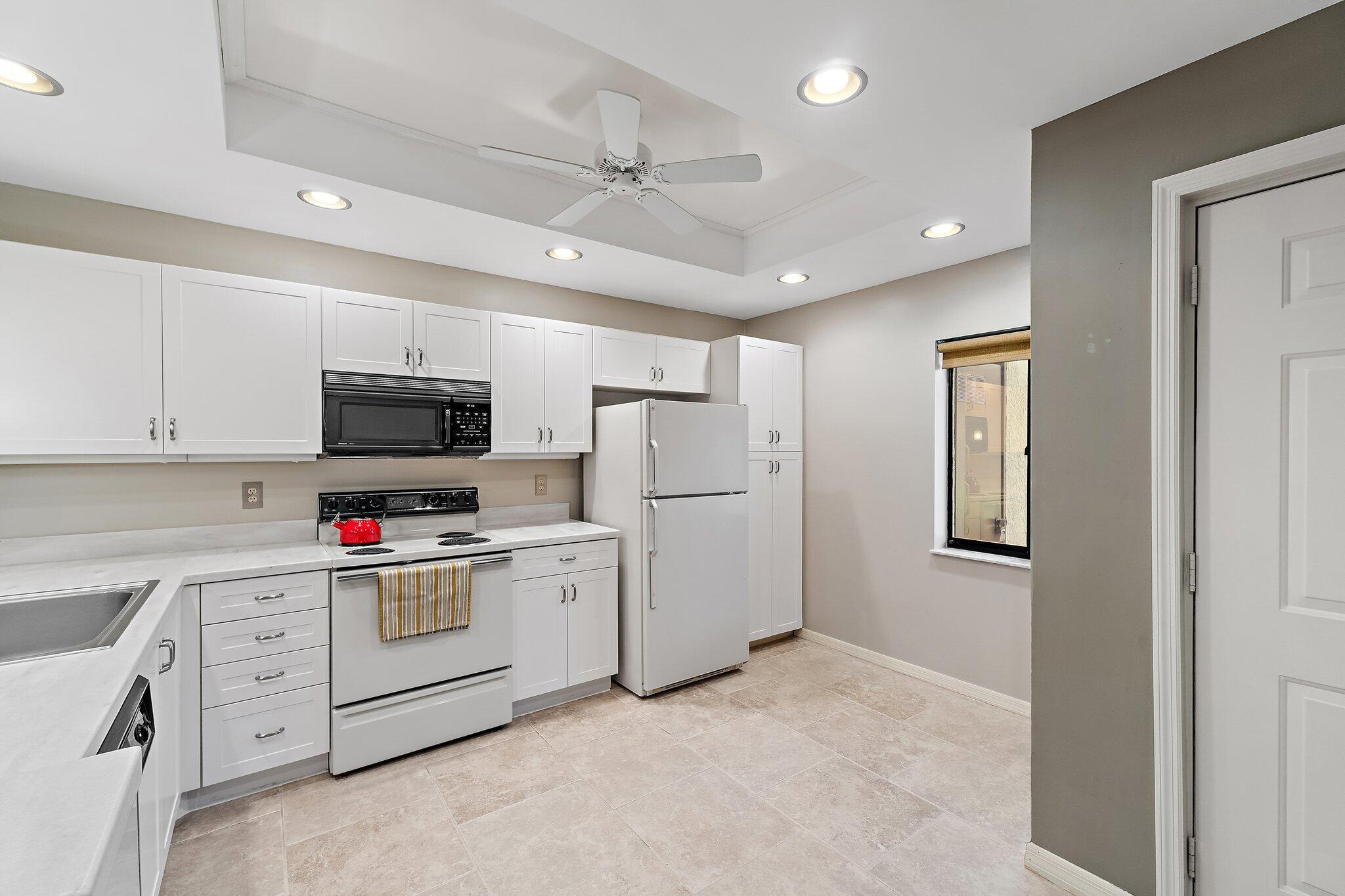 WILLIAMSBURG AT HERITAGE RIDGE CONDO - Residential