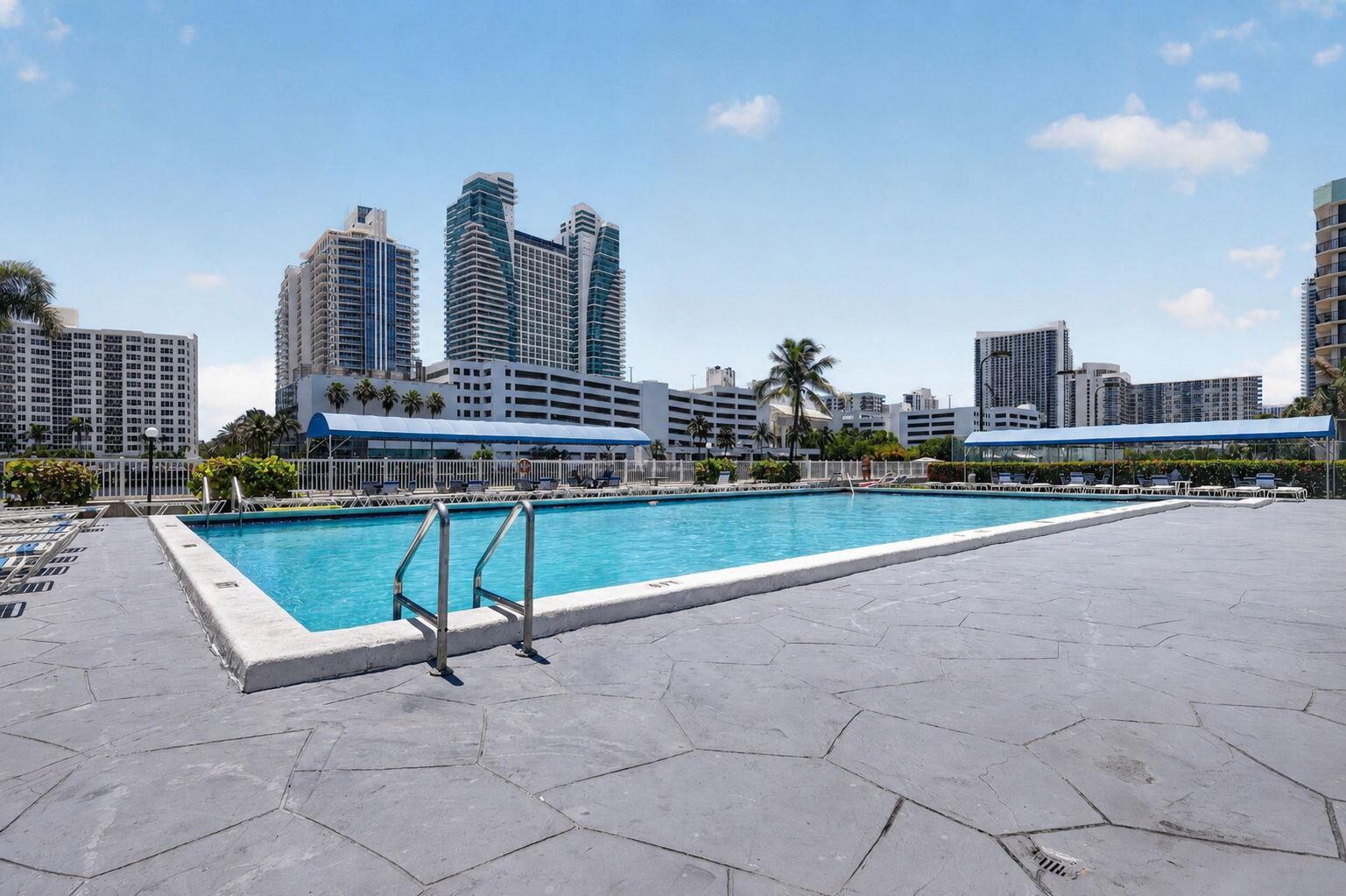 TOWERS OF OCEANVIEW SOUTH - Residential