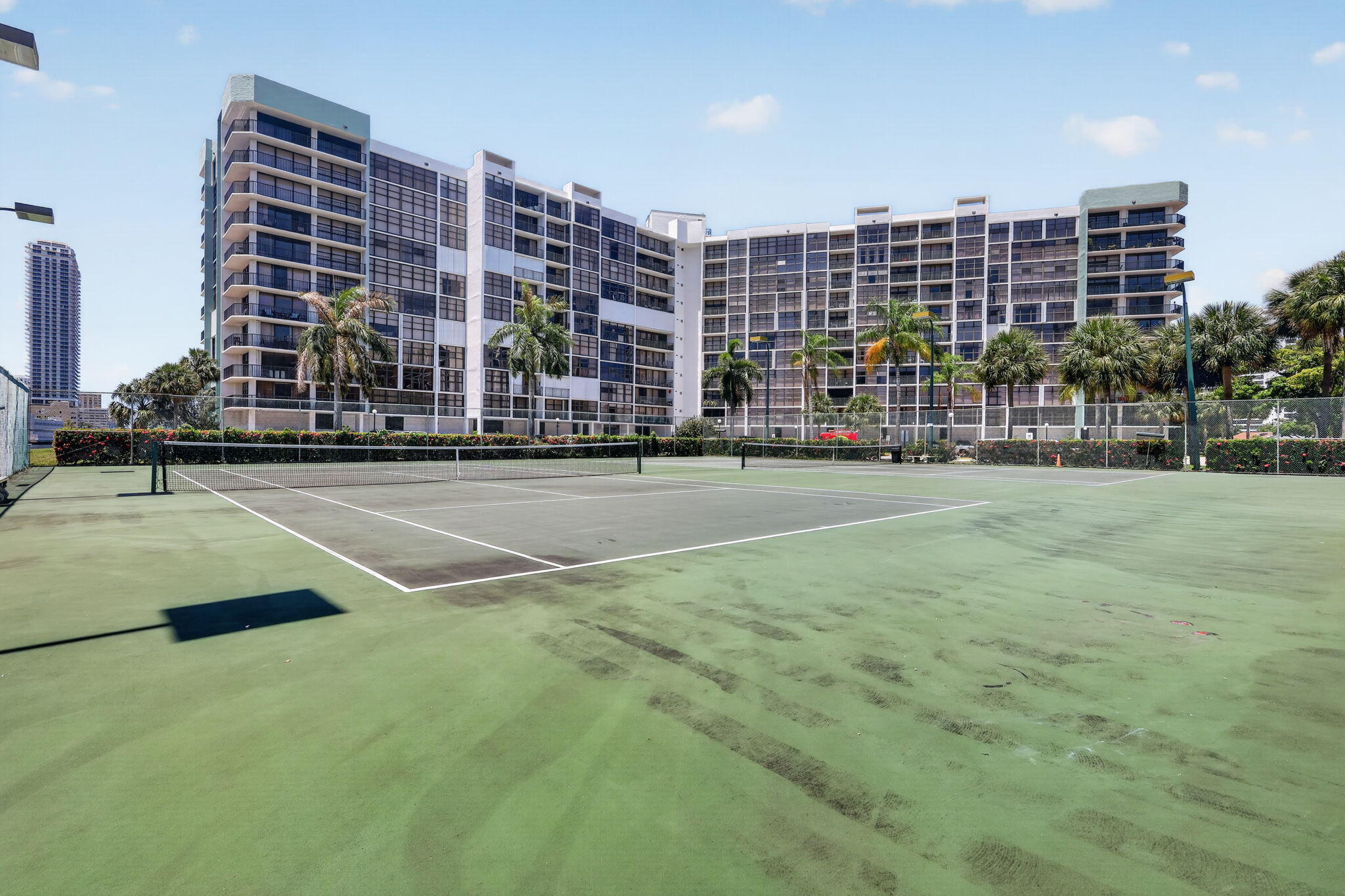 TOWERS OF OCEANVIEW SOUTH - Residential