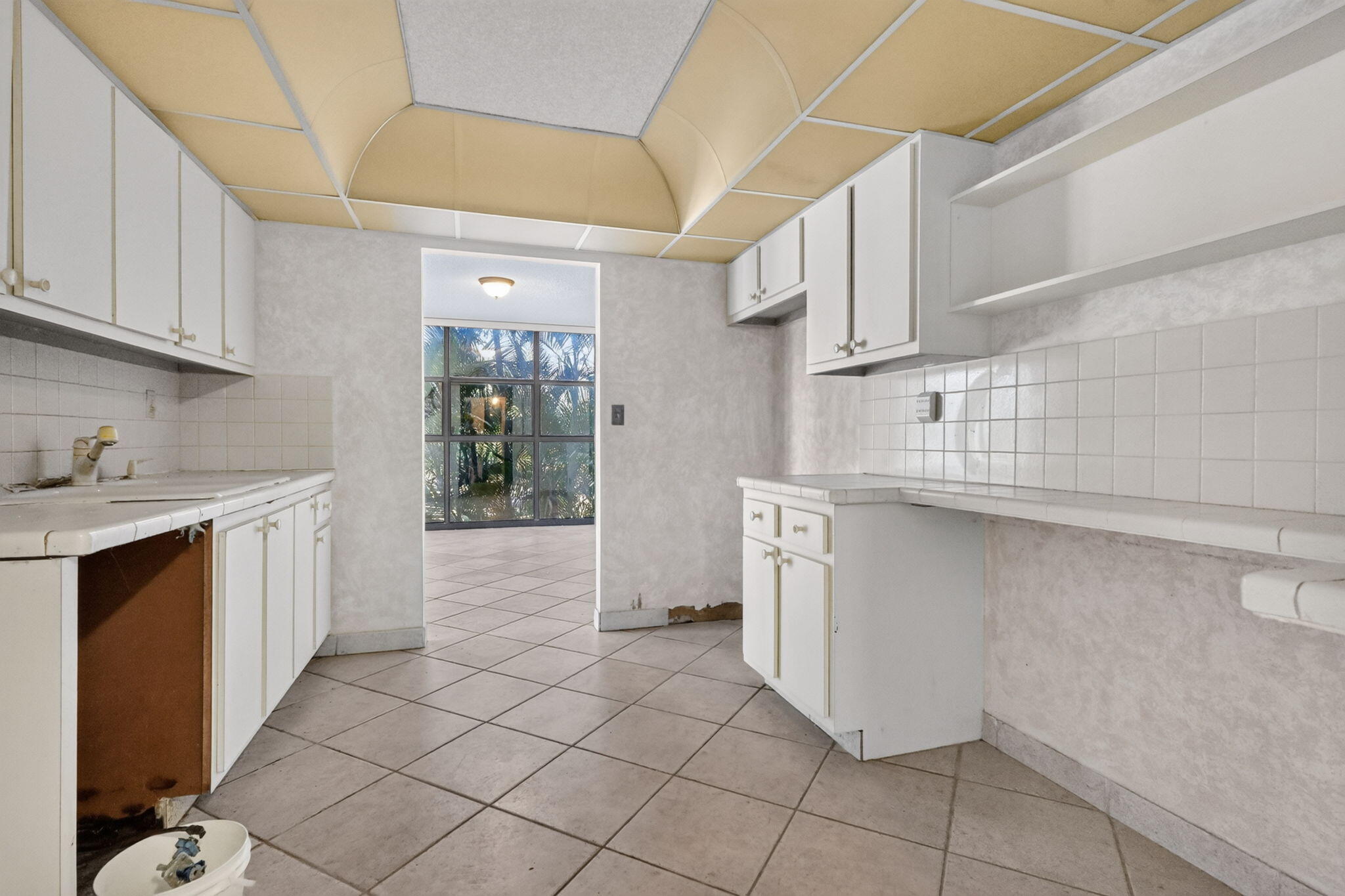 TOWERS OF OCEANVIEW SOUTH - Residential