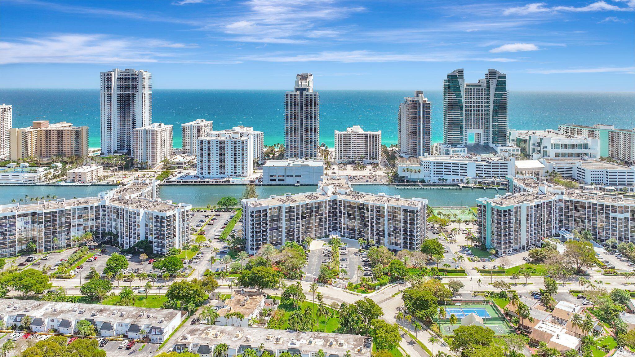 TOWERS OF OCEANVIEW SOUTH - Residential