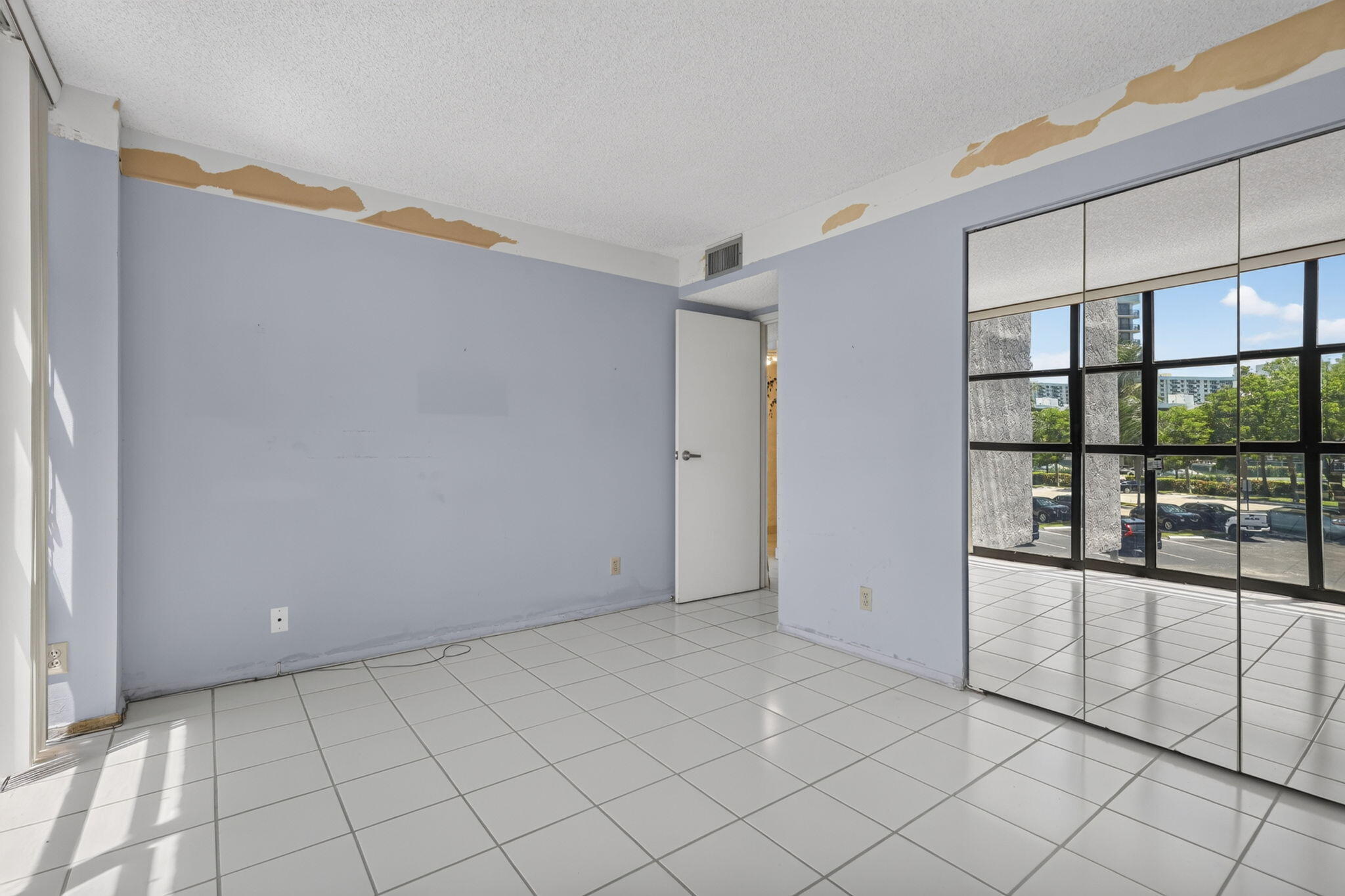 TOWERS OF OCEANVIEW SOUTH - Residential