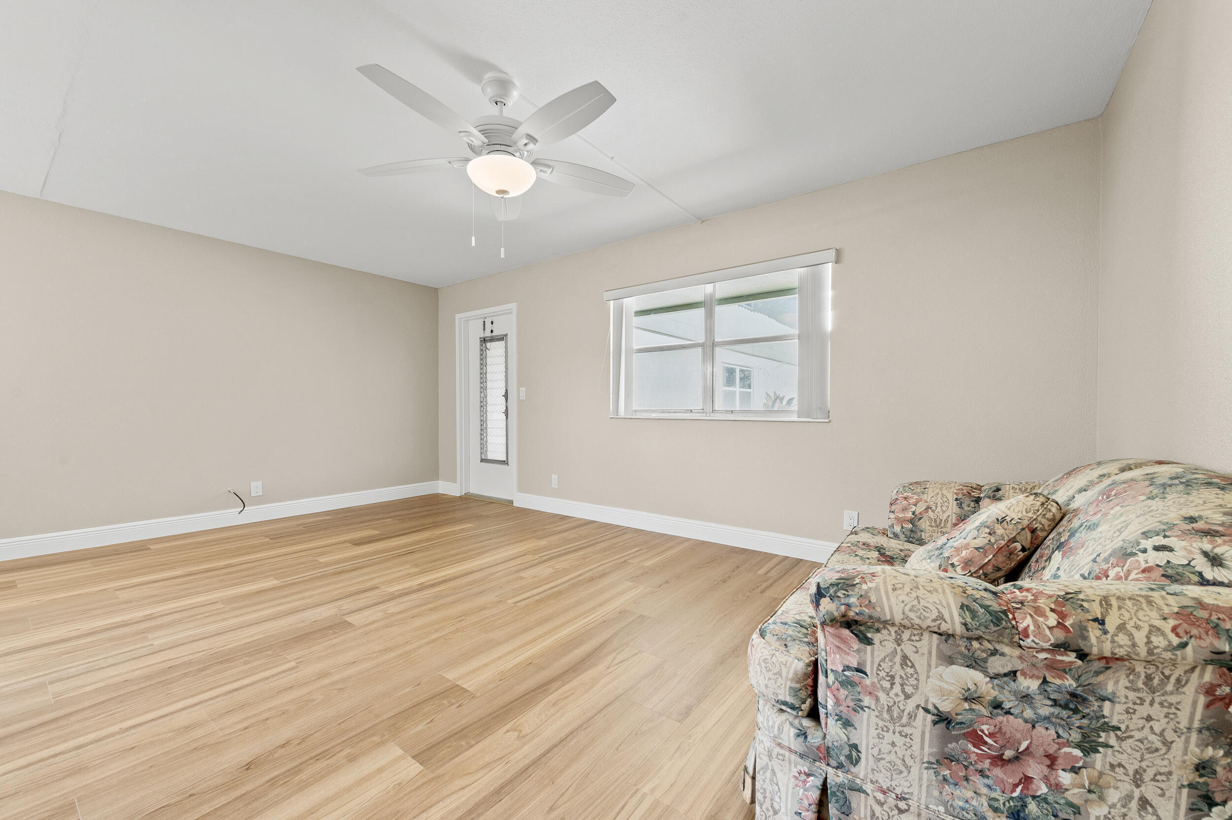 KINGS POINT FLANDERS CONDOS - Residential