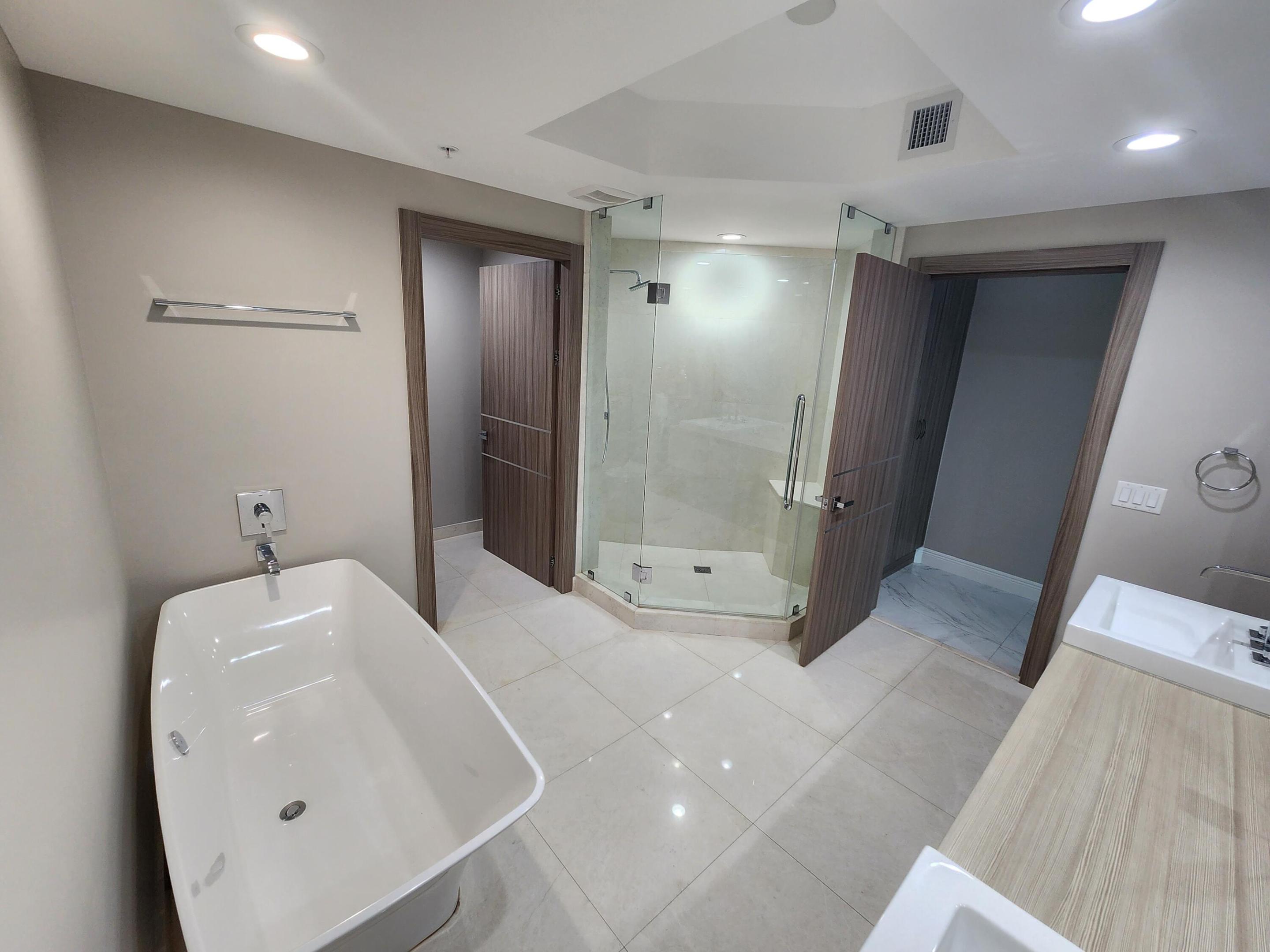 MARINA PALMS RESIDENCES NORTH CONDO - Residential Lease