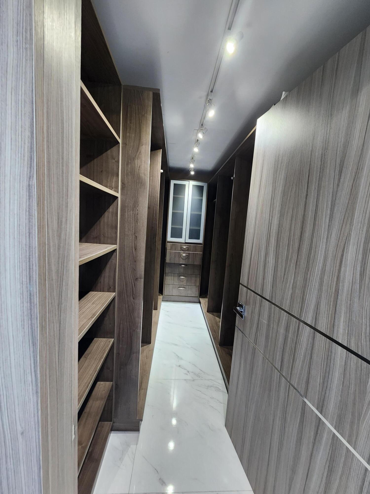 MARINA PALMS RESIDENCES NORTH CONDO - Residential Lease