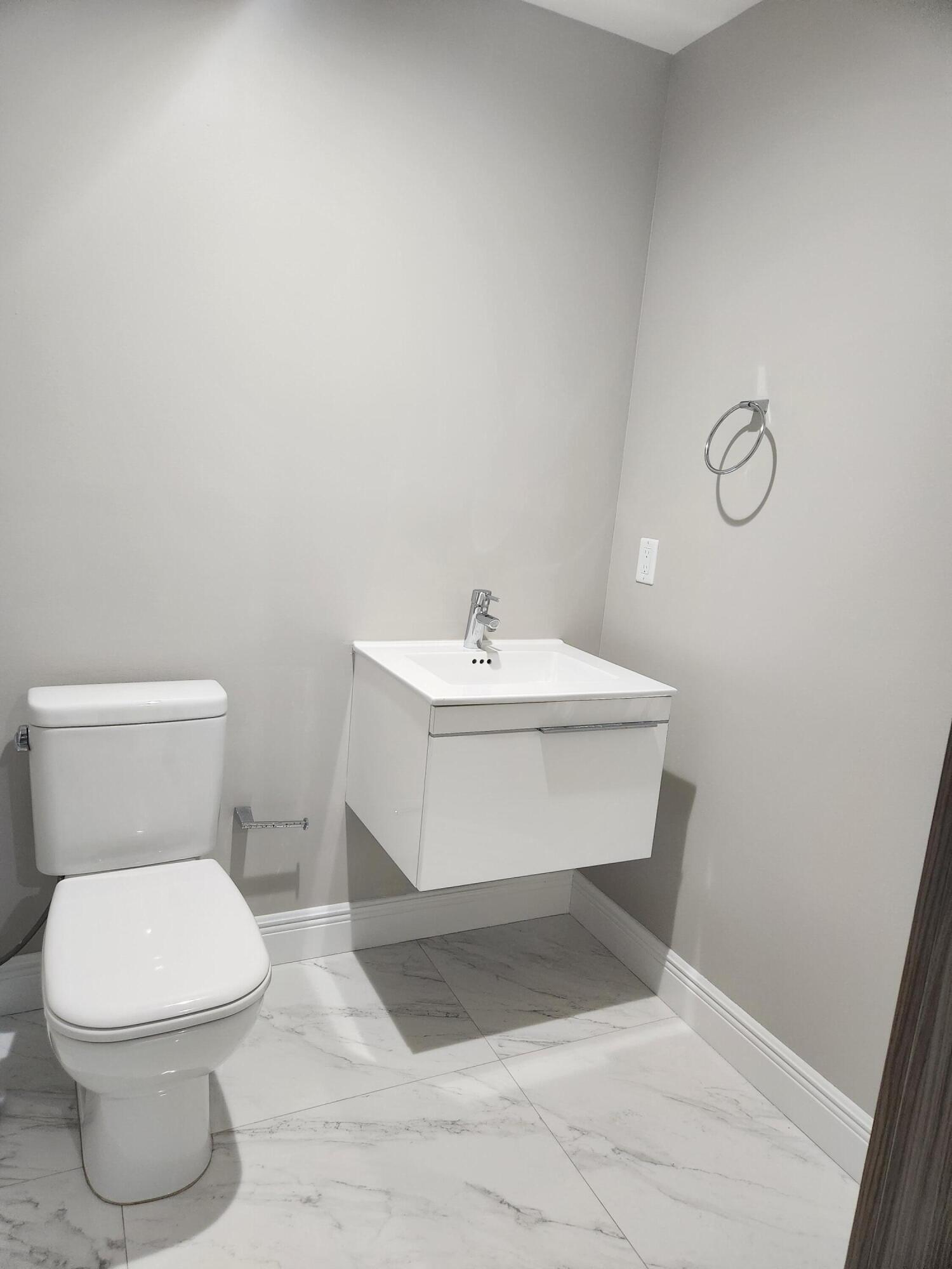 MARINA PALMS RESIDENCES NORTH CONDO - Residential Lease