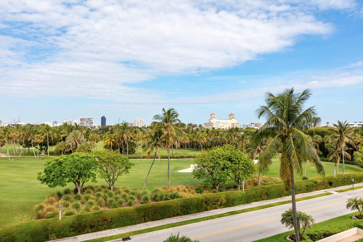 TWO NORTH BREAKERS ROW CONDO - Residential