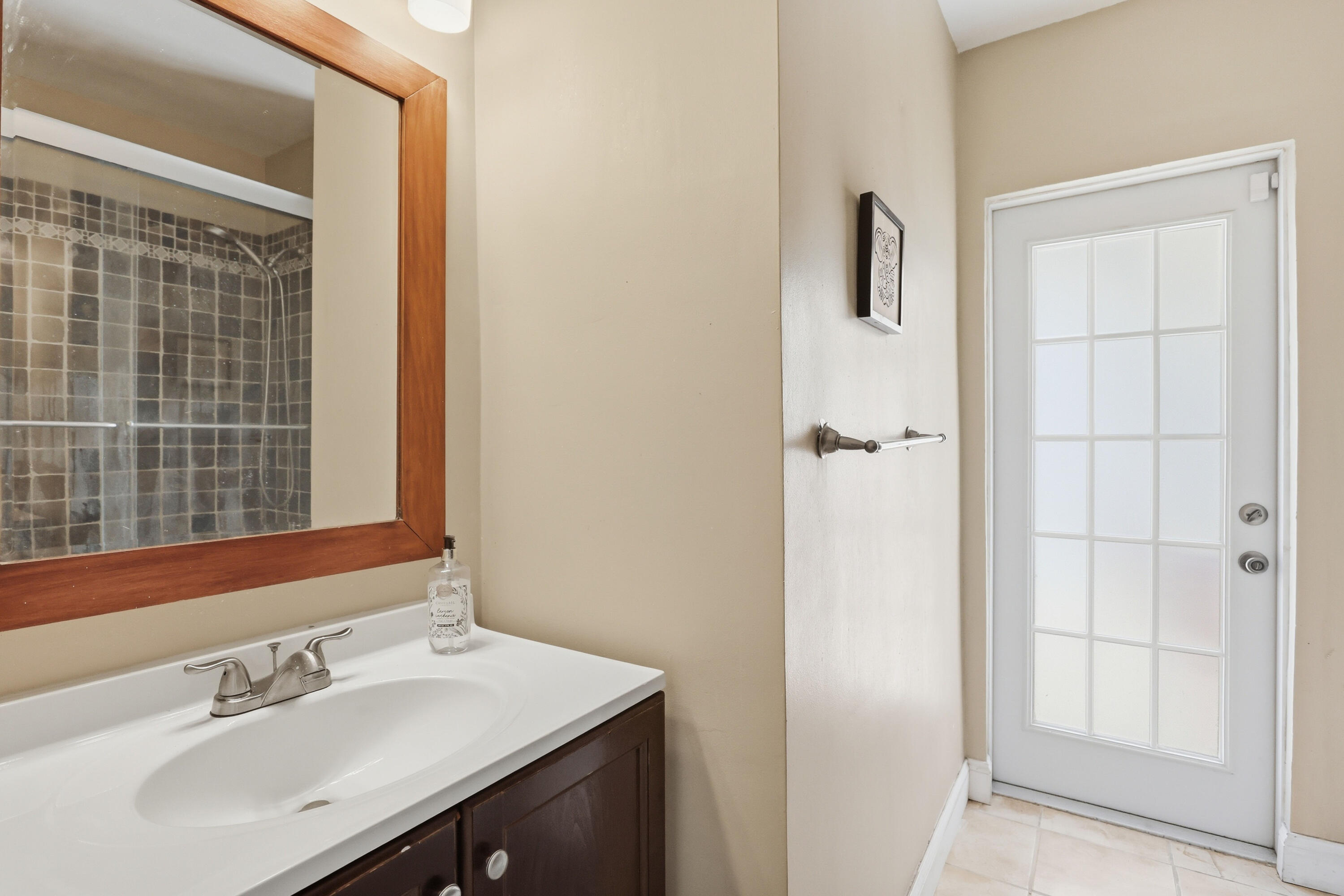 UNIVERSITY PARK COUNTRY CLUB ESTATES - Residential