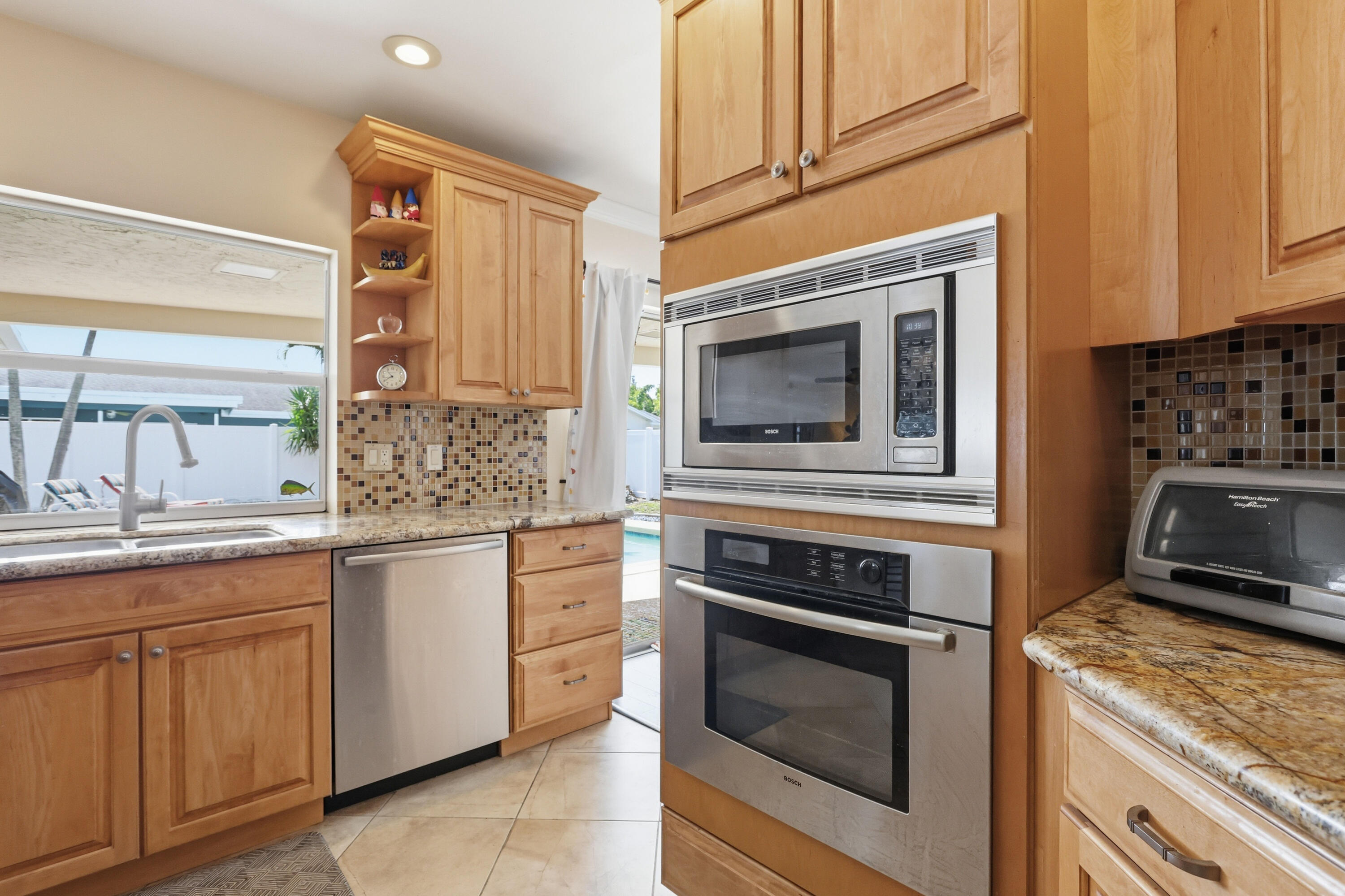 UNIVERSITY PARK COUNTRY CLUB ESTATES - Residential