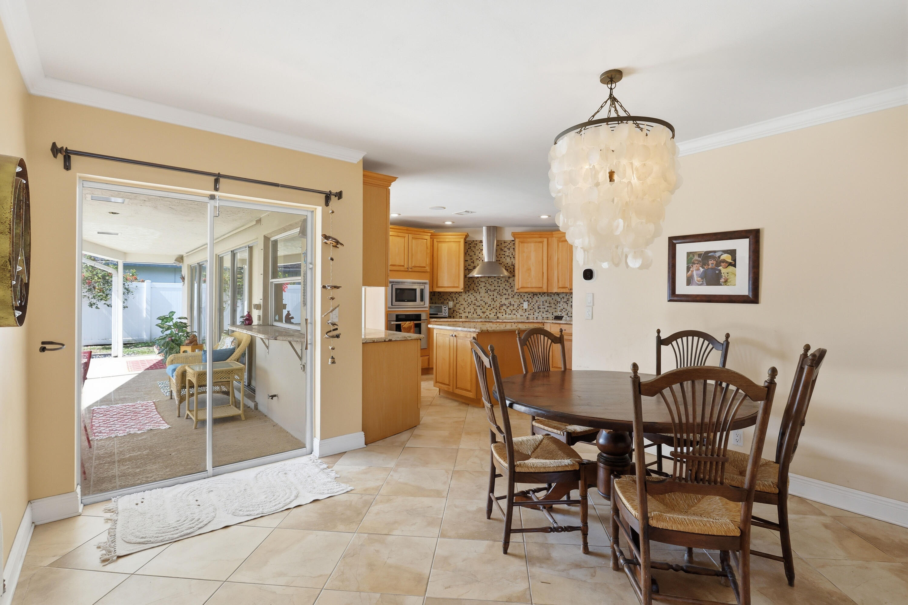UNIVERSITY PARK COUNTRY CLUB ESTATES - Residential