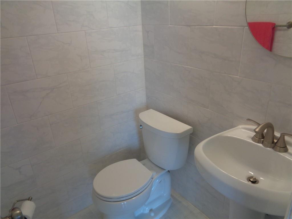 CROMWELL EAST CONDO - Residential Lease
