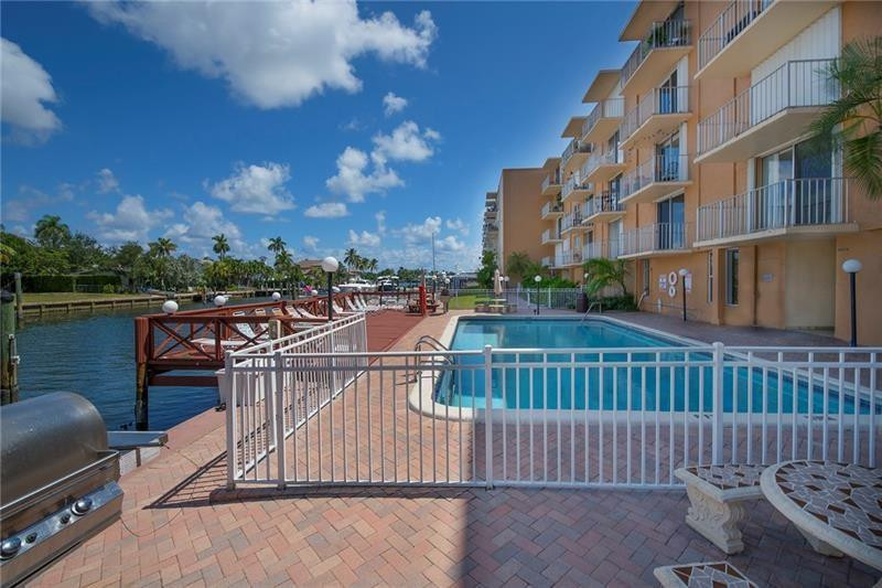 CROMWELL EAST CONDO - Residential Lease