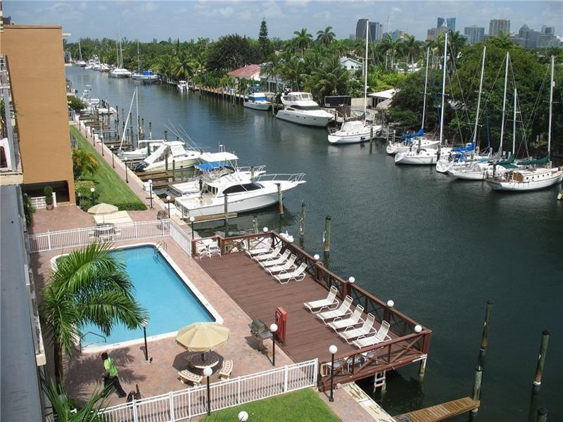 CROMWELL EAST CONDO - Residential Lease