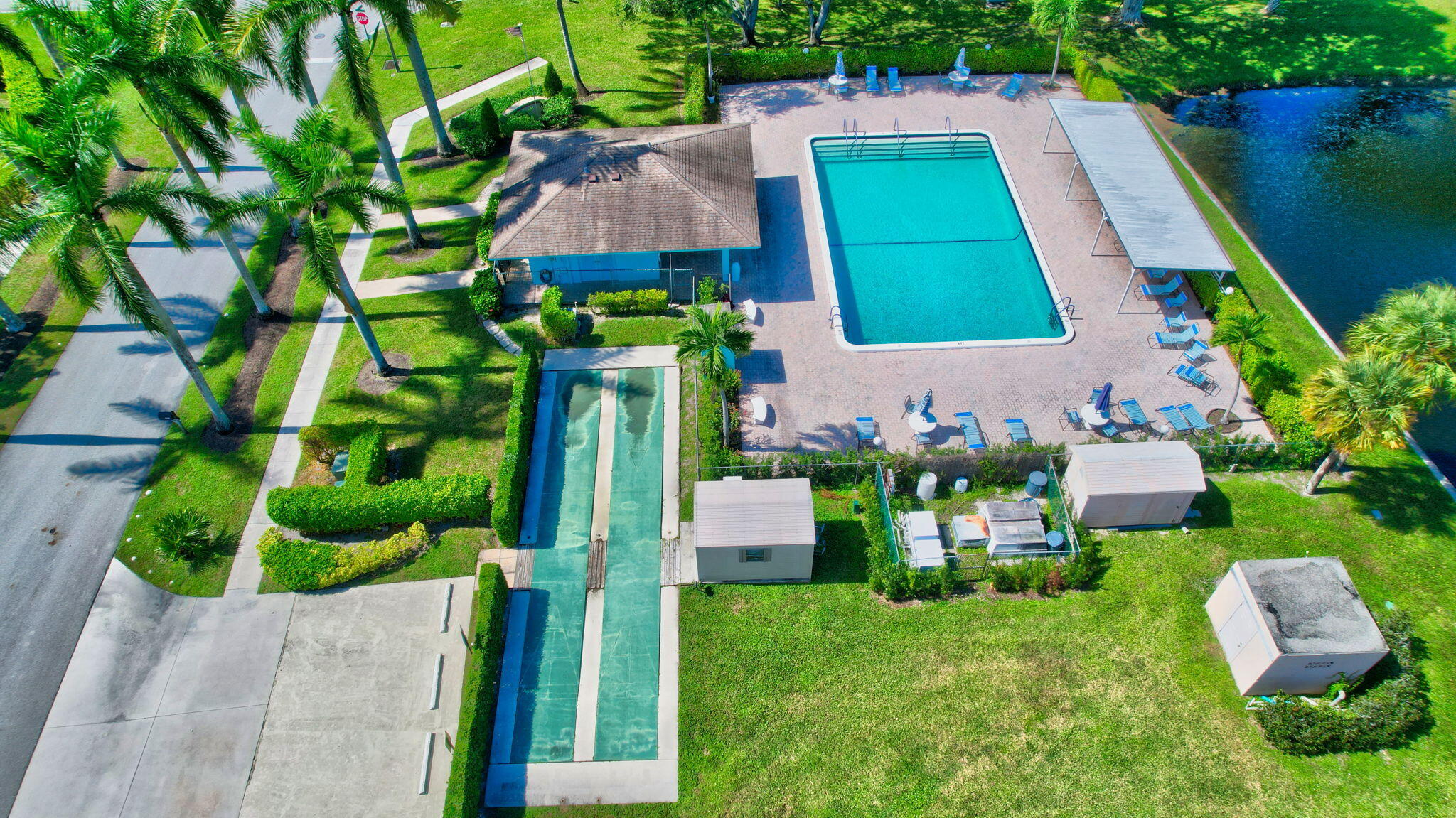 DELRAY VILLAS 1 - Residential