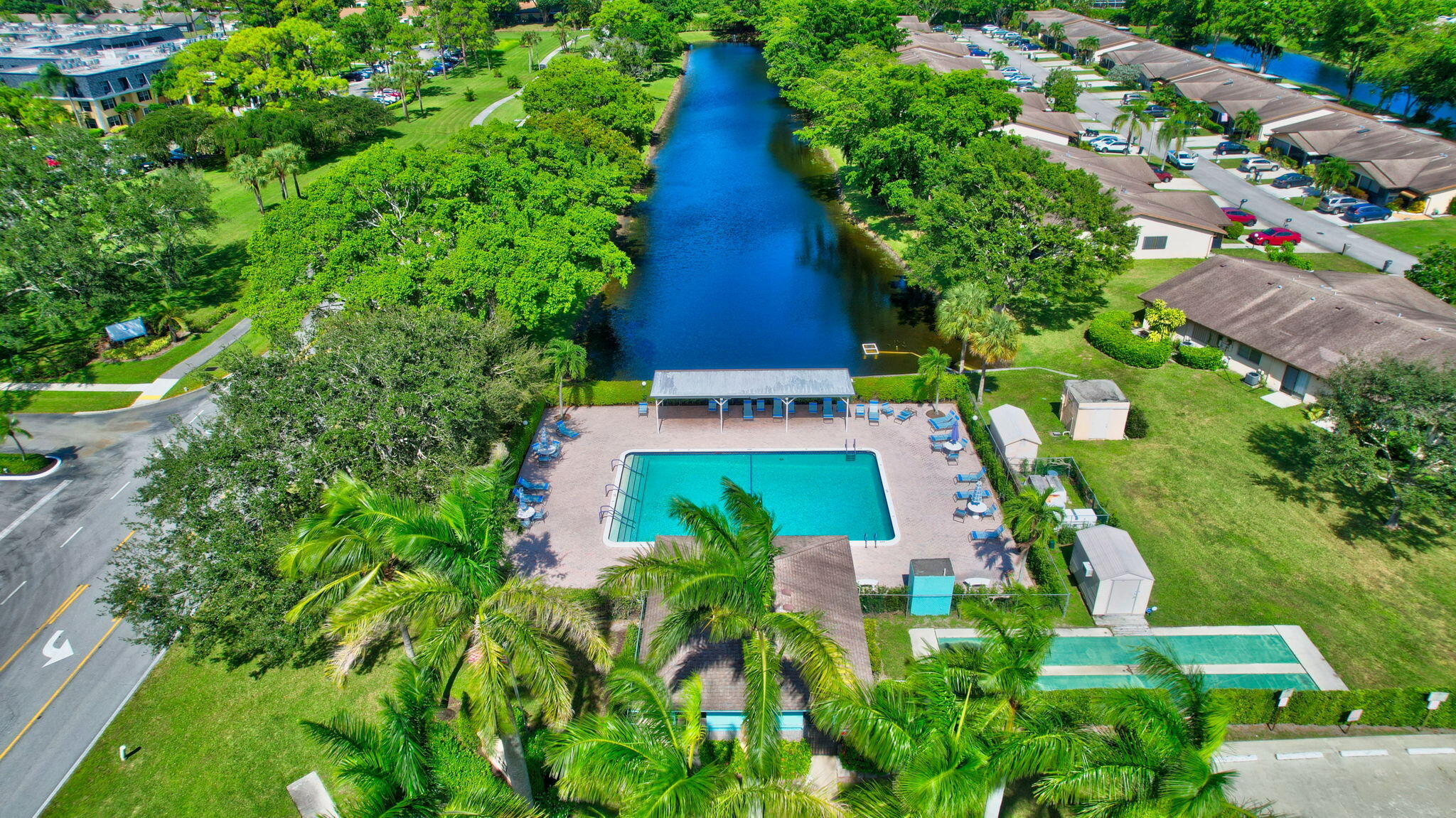 DELRAY VILLAS 1 - Residential