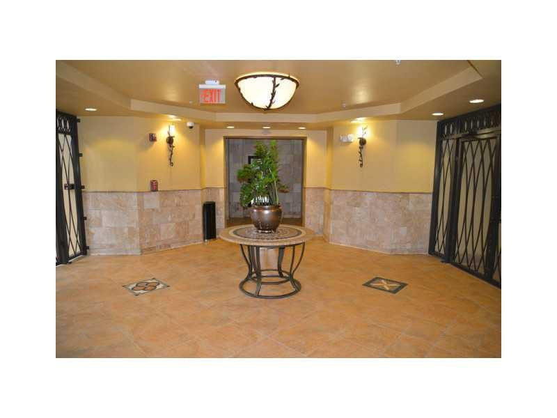 VILLA FLORA CONDO - Residential Lease