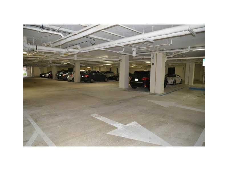 VILLA FLORA CONDO - Residential Lease