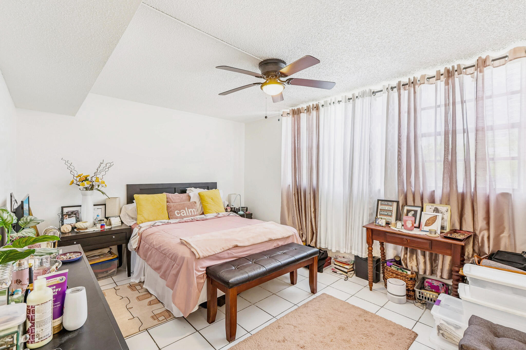 INDIAN CREEK TOWER CONDO - Residential