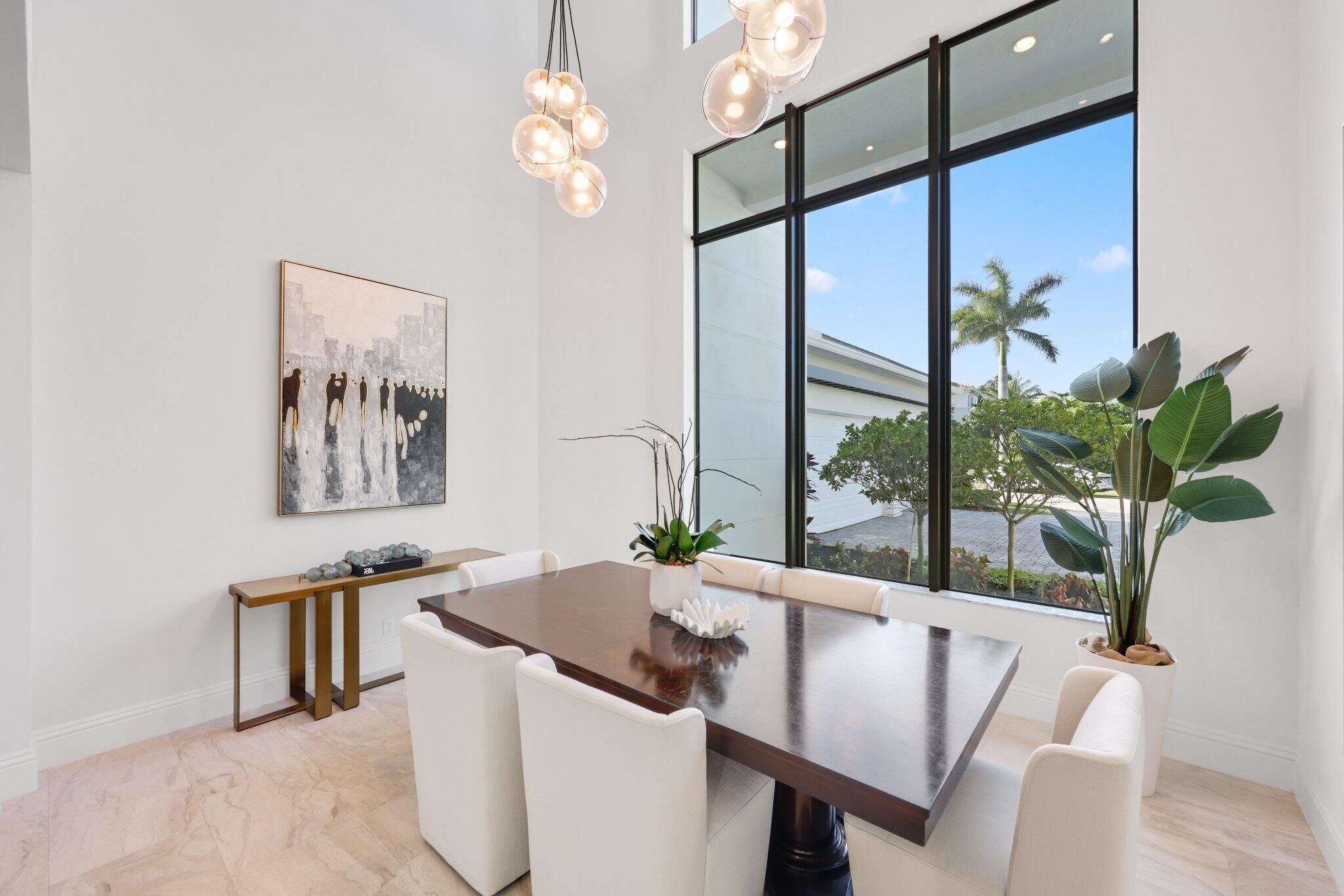 ROYAL PALM POLO - Residential