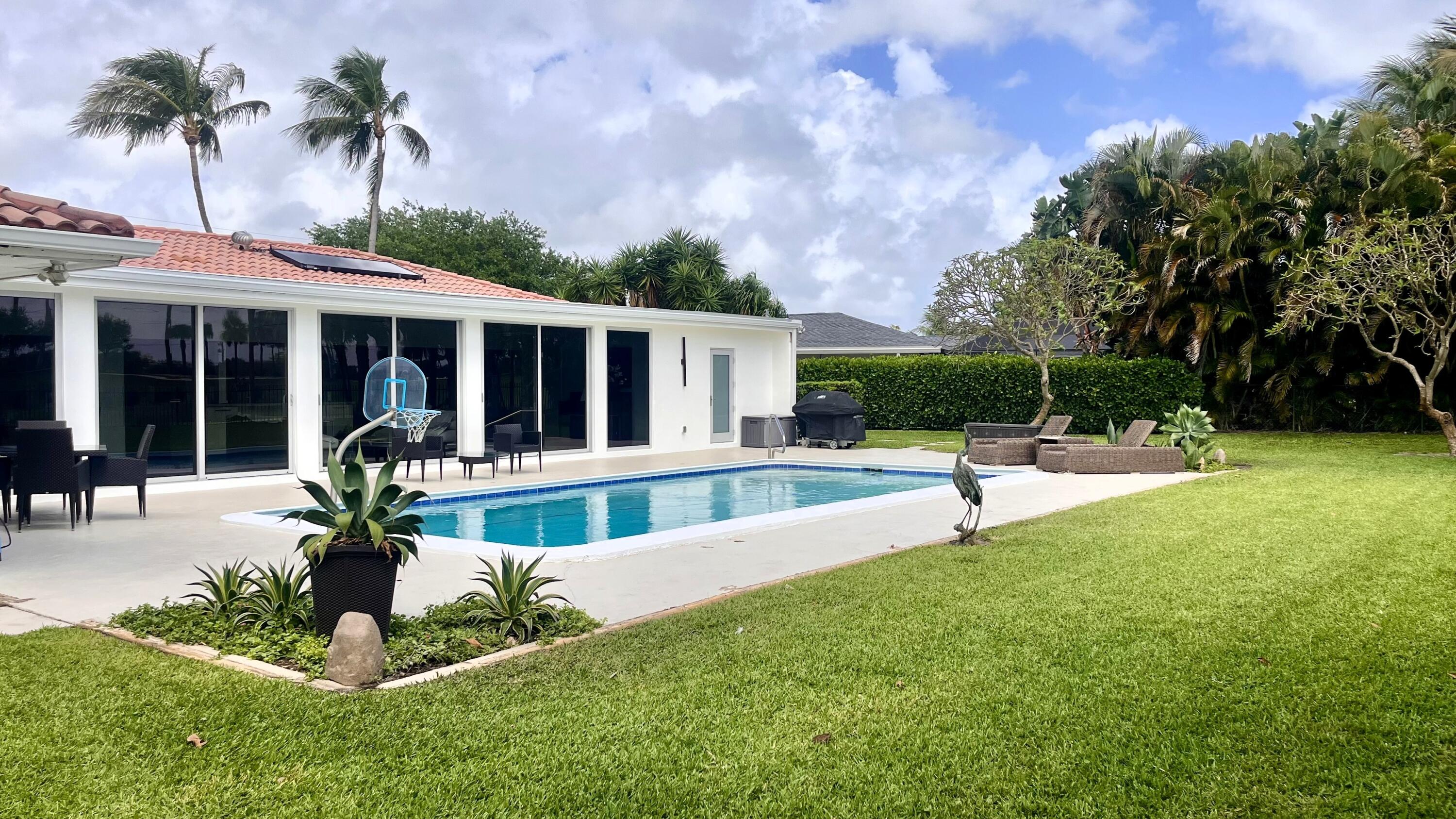 GOLF COURSE ADD TO VILLAGE OF NORTH PALM BEACH - Residential
