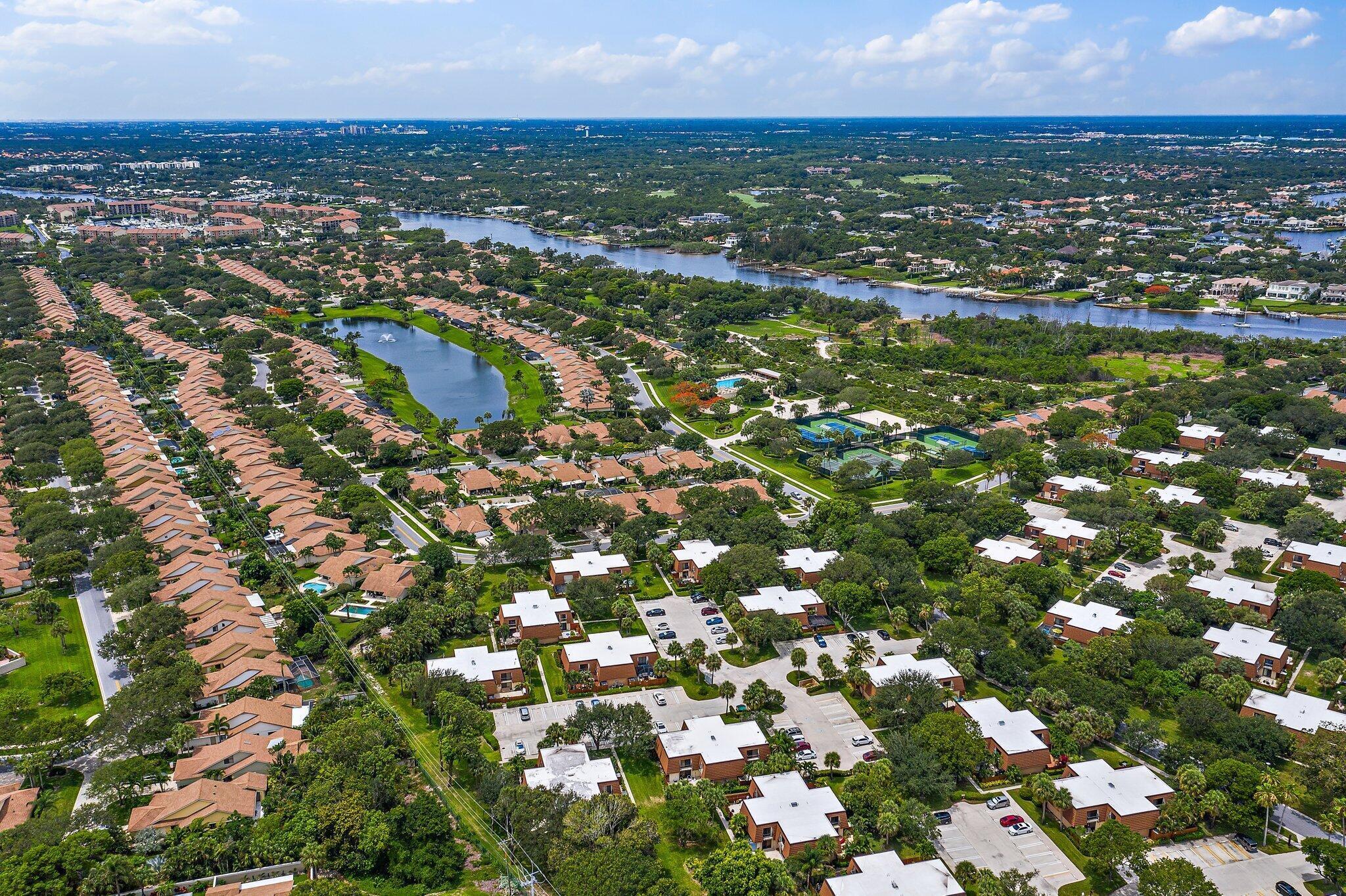 RIVER - Residential Lease