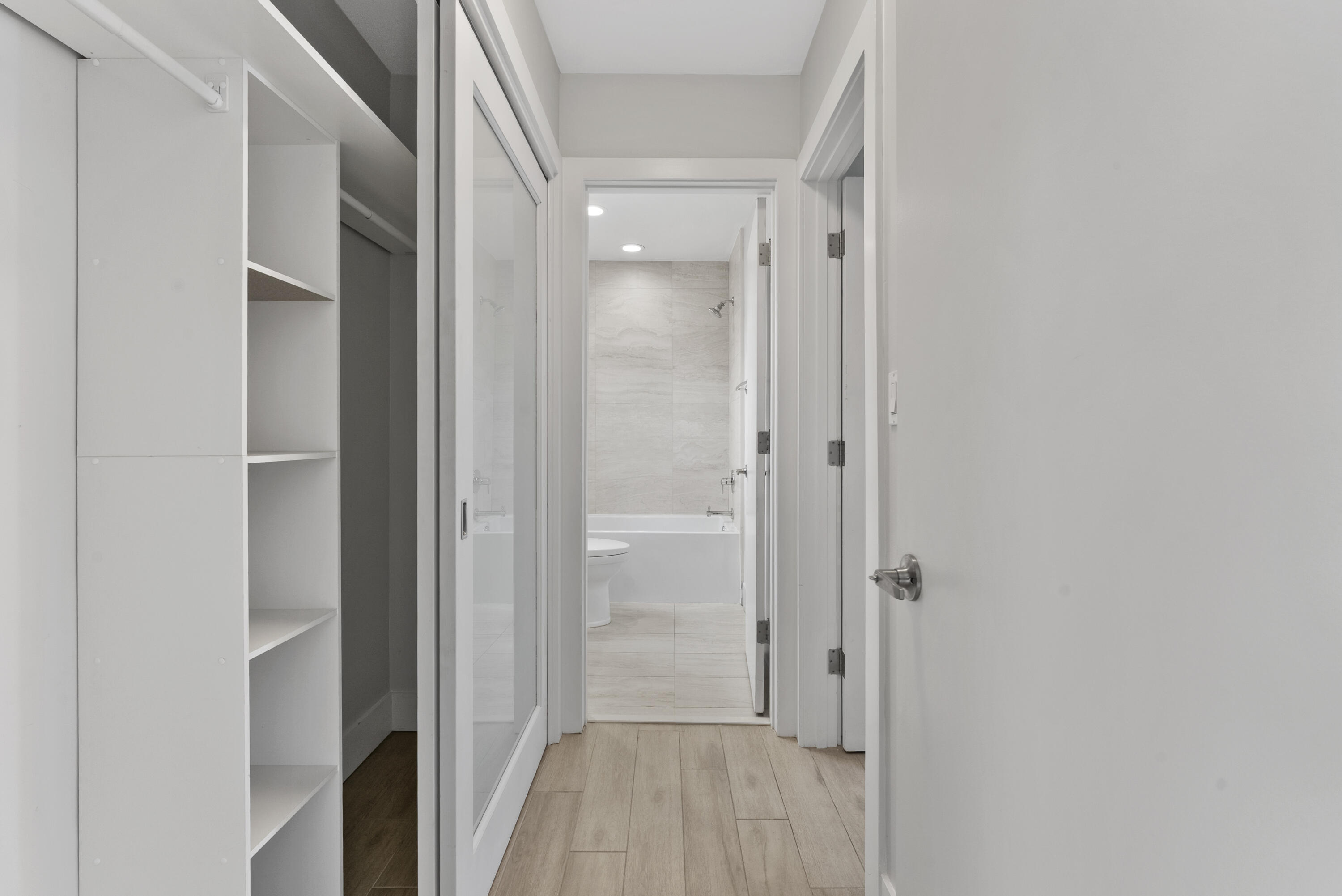 BEL LIDO - Residential Lease